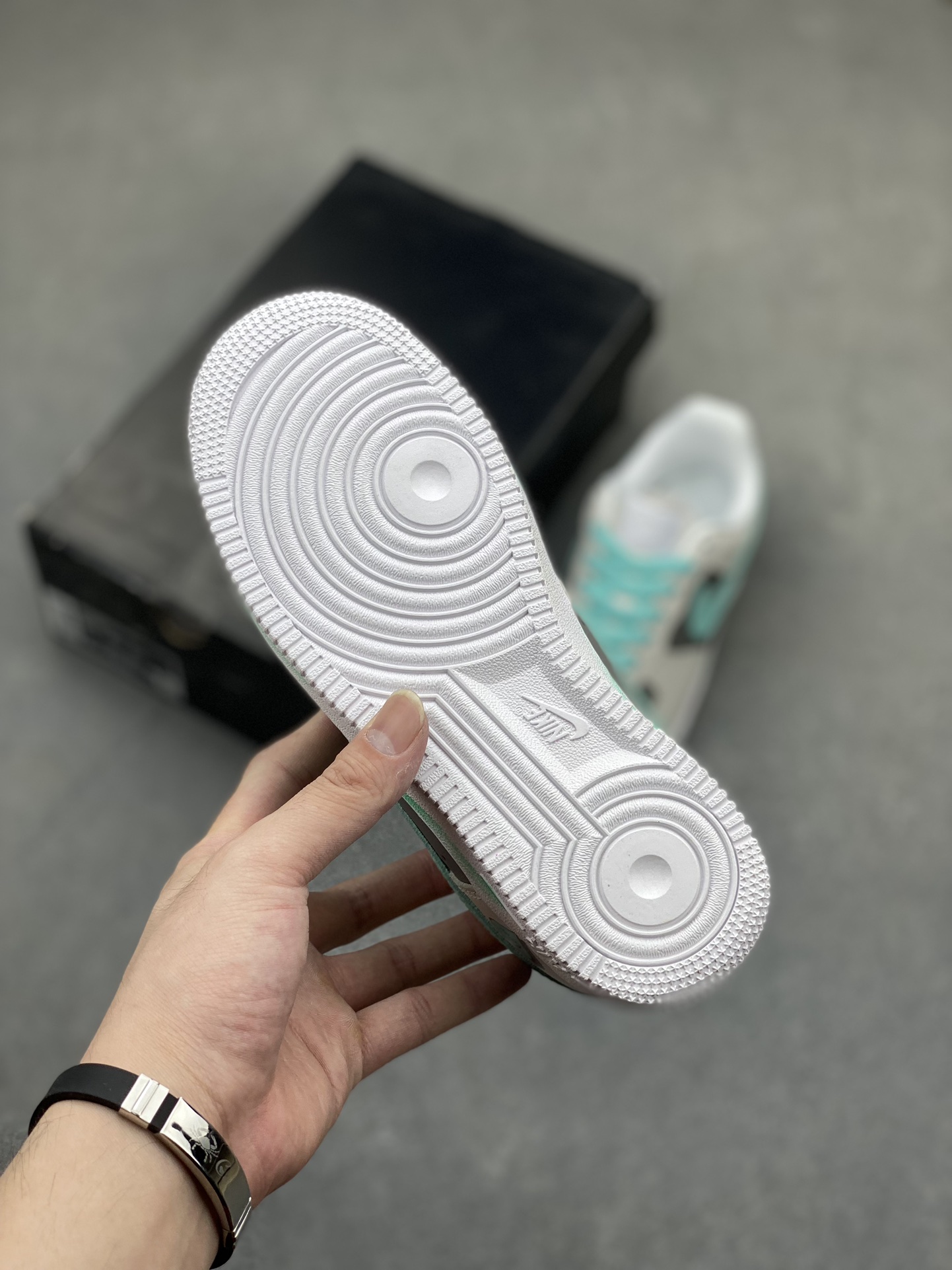 Nike Air Force 1 Low Grey Mint Green, Iconic Style and Comfort Sneakers 7 i1718477042 9878 0