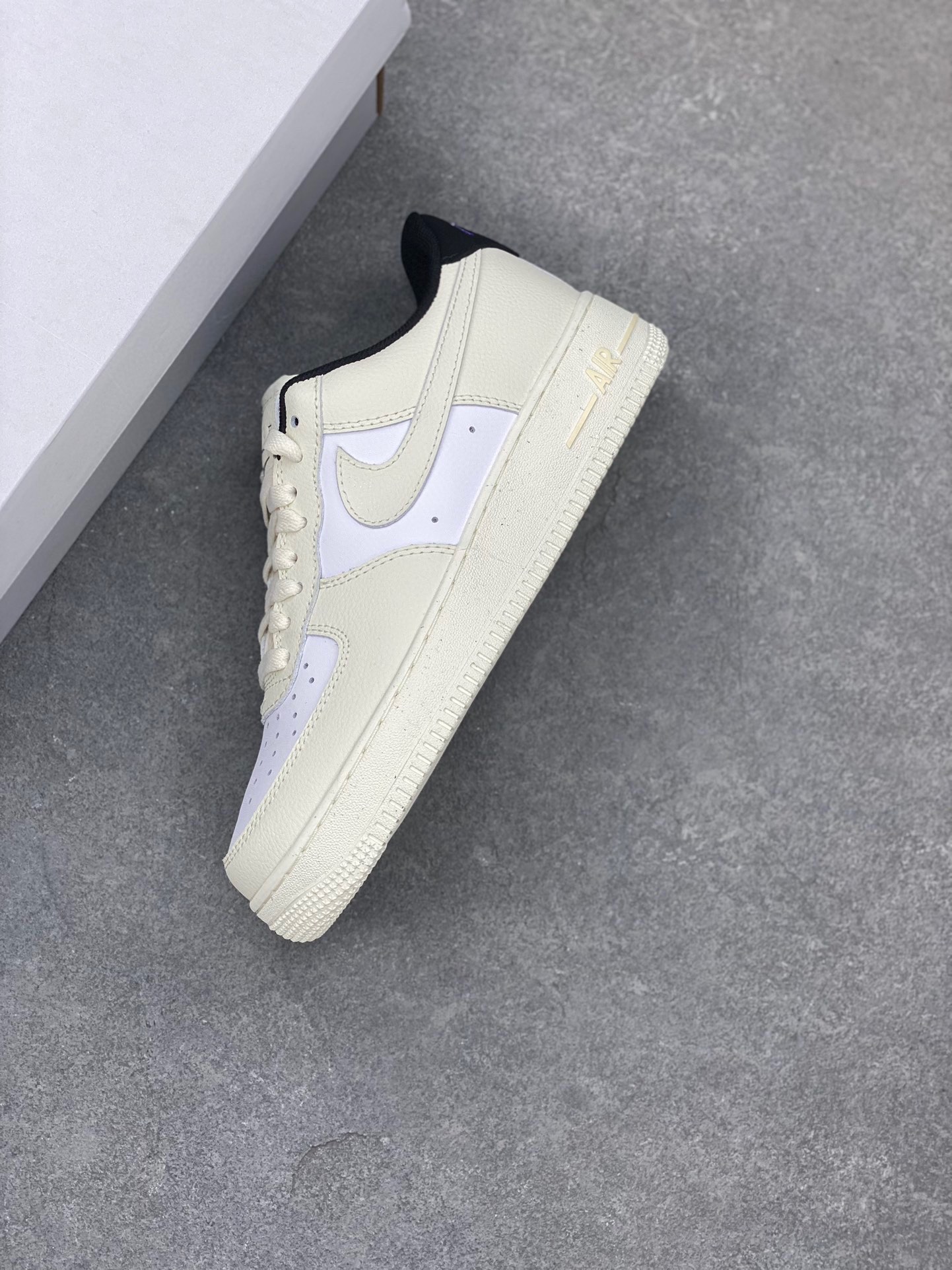Nike Air Force 1 Low Cream/White Casual Sneakers - Full-Length Air Cushion 8 i1718477514 712 8