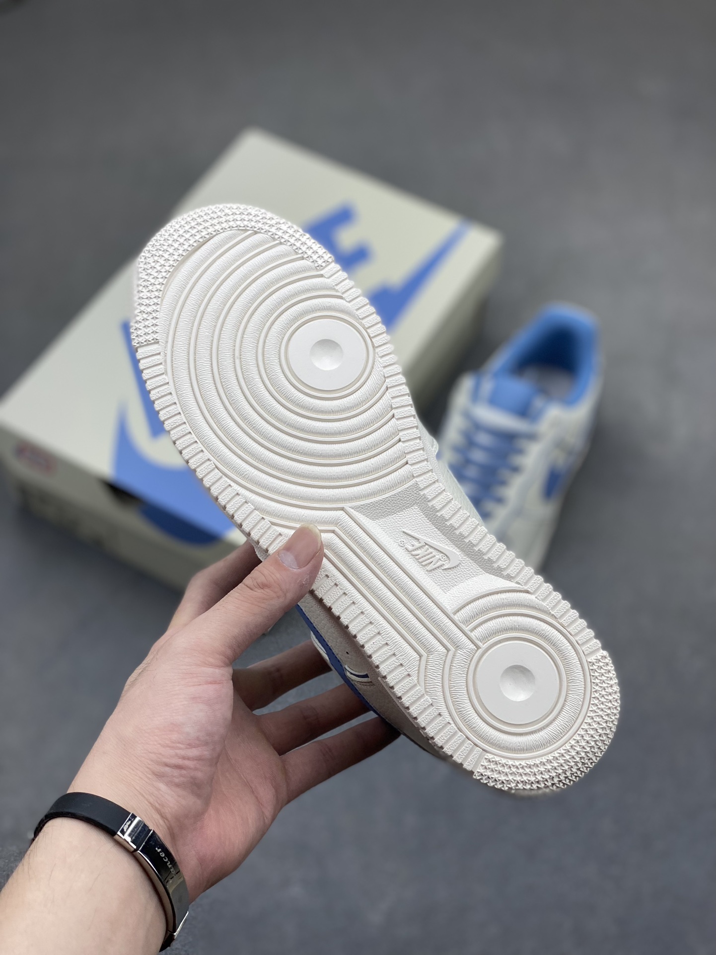 Nike Air Force 1 '07 Low White Blue Reflective Casual Sneakers 7 i1718564812 8049 7