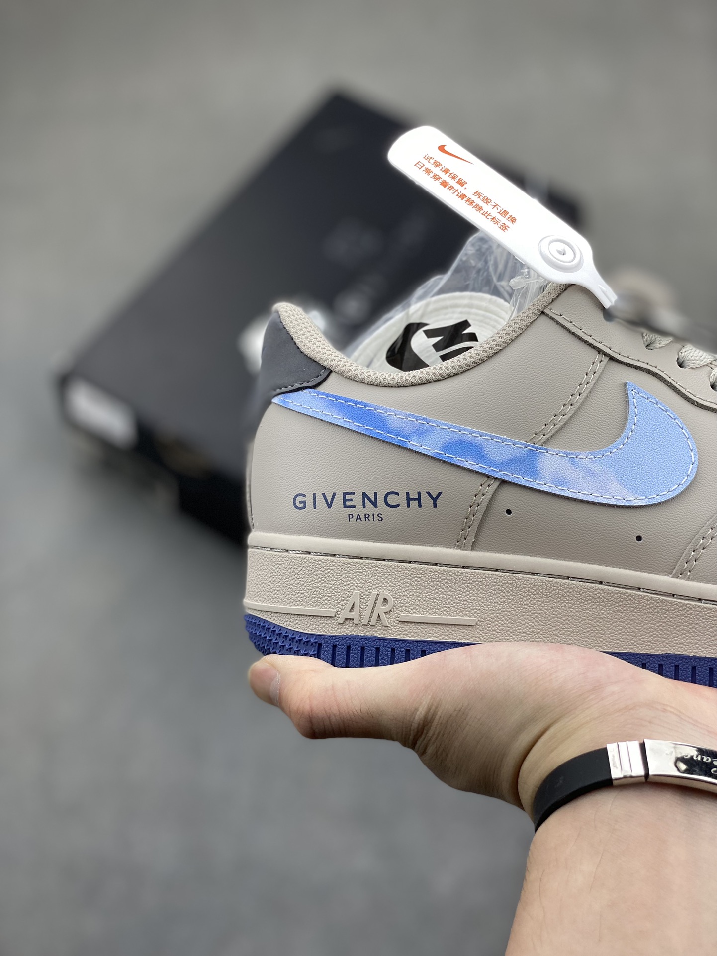 Nike Air Force 1 '07 LX Low Top Sneakers - Givenchy Edition 6 i1718565211 8571 1