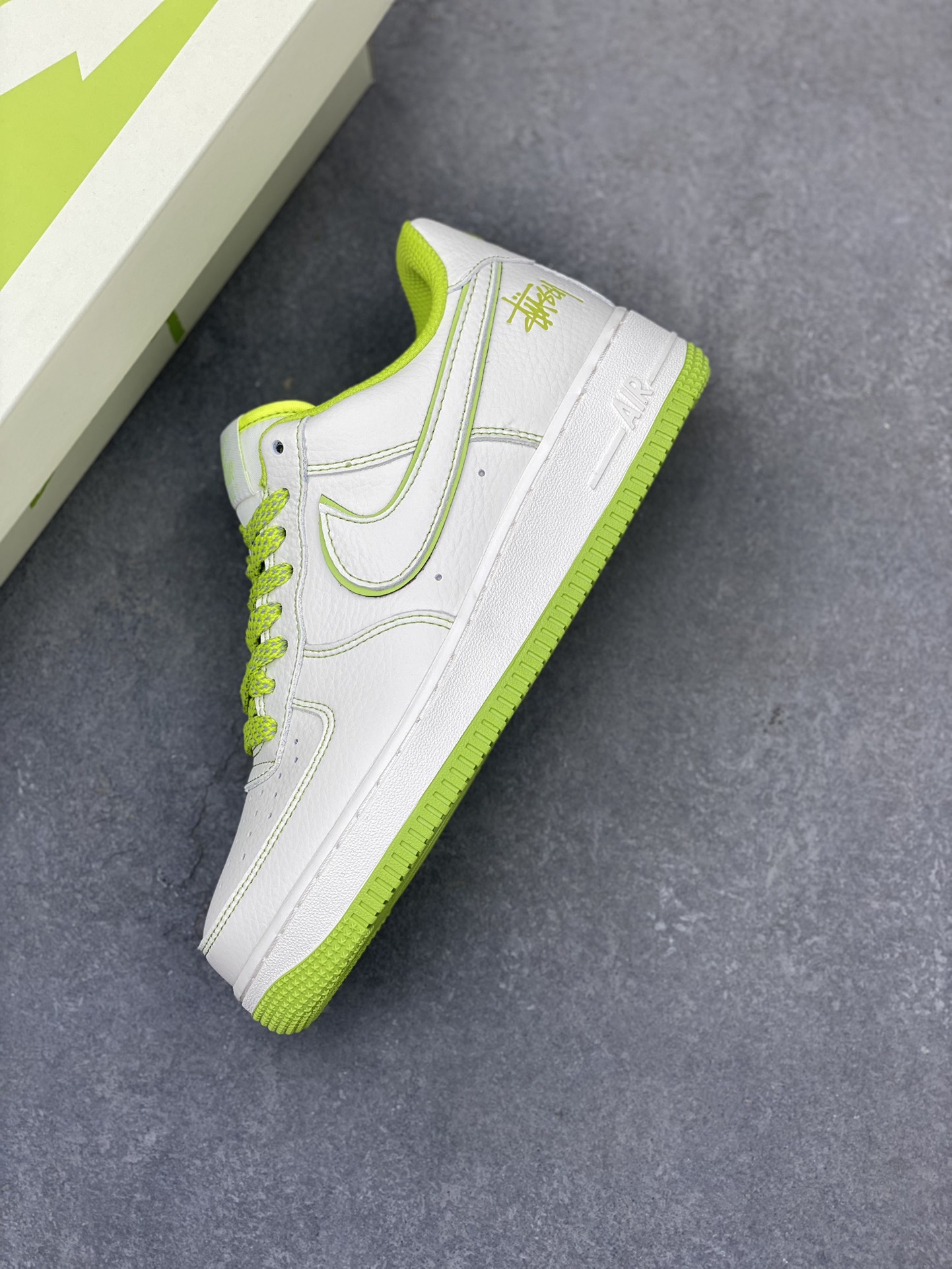 Stussy x Nike Air Force 1 Low 'Stussy' Limited Edition Sneakers 8 i1718651626 2431 4