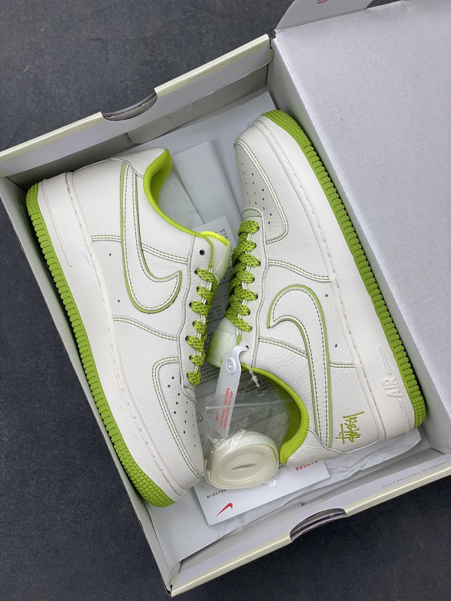 Stussy x Nike Air Force 1 Low 'Stussy' Limited Edition Sneakers 10 i1718651627 8499 5