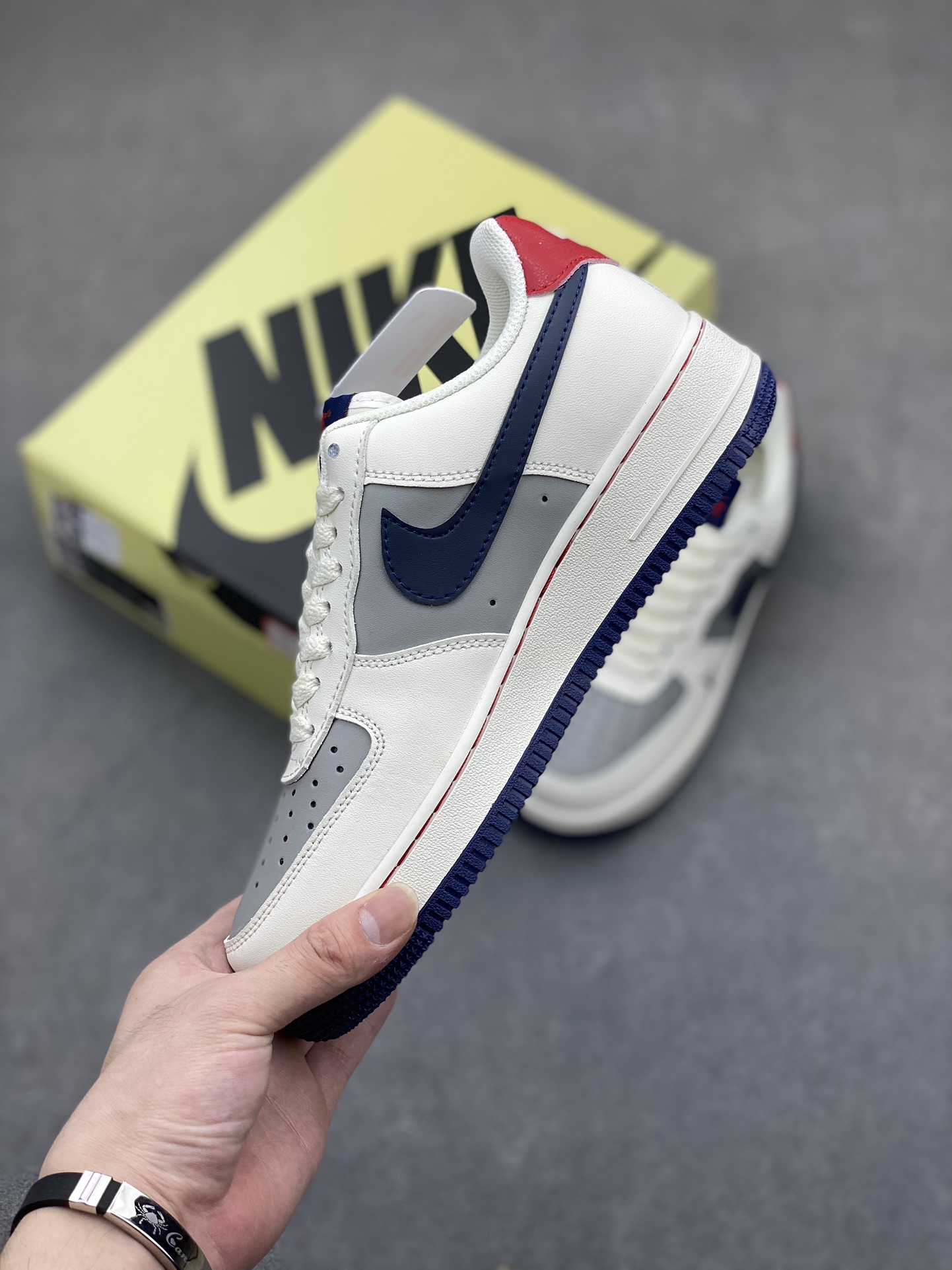 Nike Air Force 1 '07 Low x Louis Vuitton Grey Green Limited Edition 4 i1718651689 3562 5