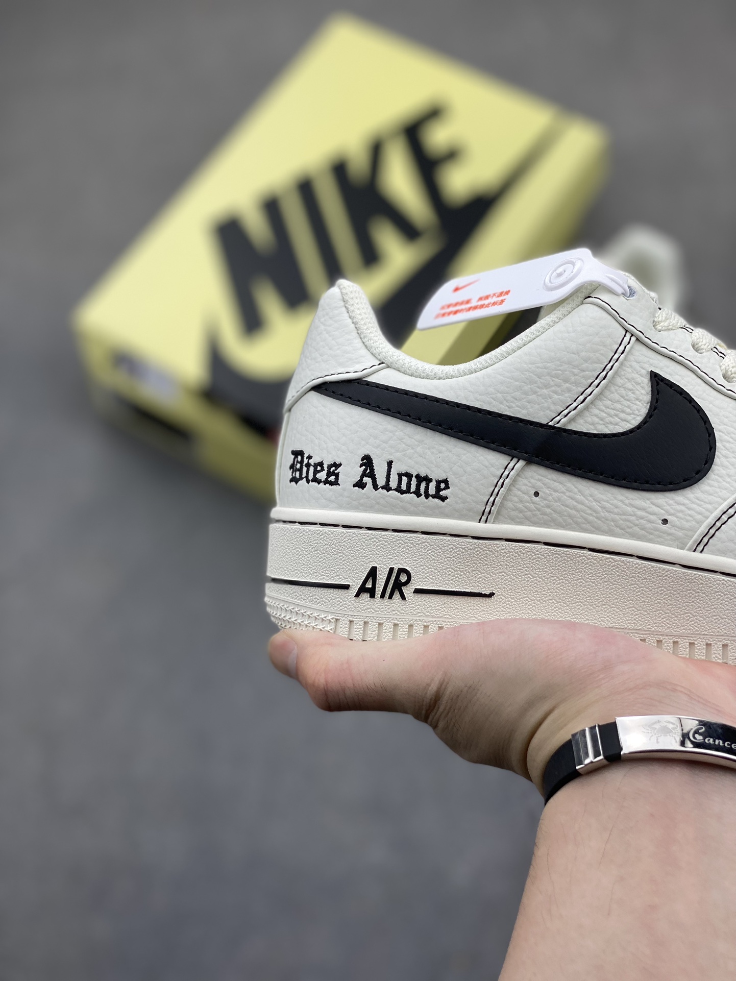 Nike X Vlone Air Force 1 '07 Low Sneakers - Cream/Black, Premium Leather 6 i1718652396 4592 4
