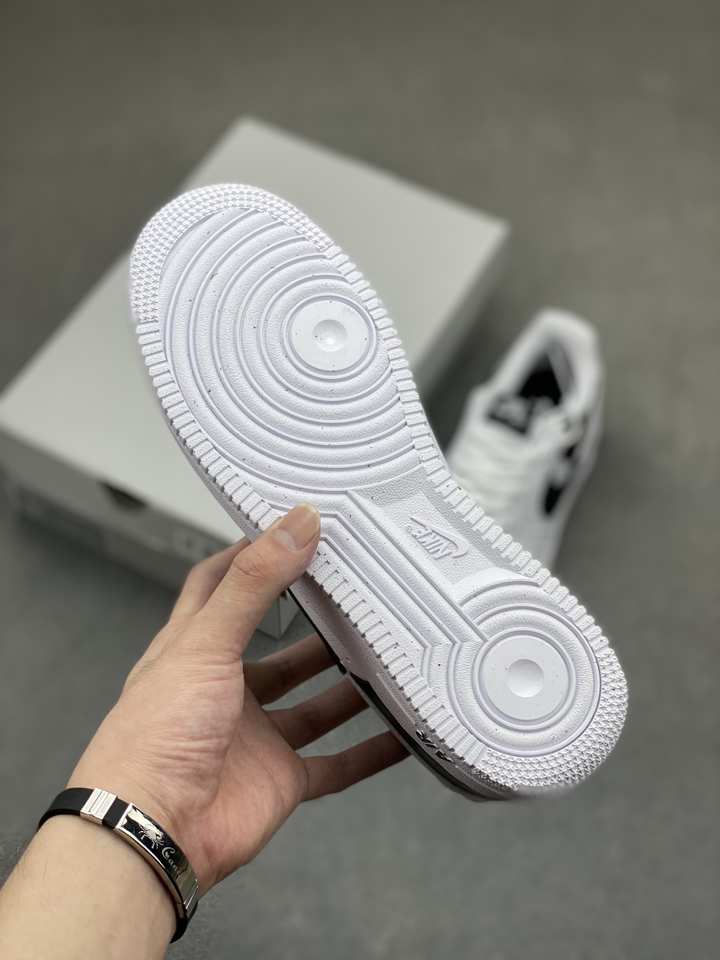 Nike Air Force 1 Low White Black Casual Sneakers HF9096-100 7 i1718652882 4984 1