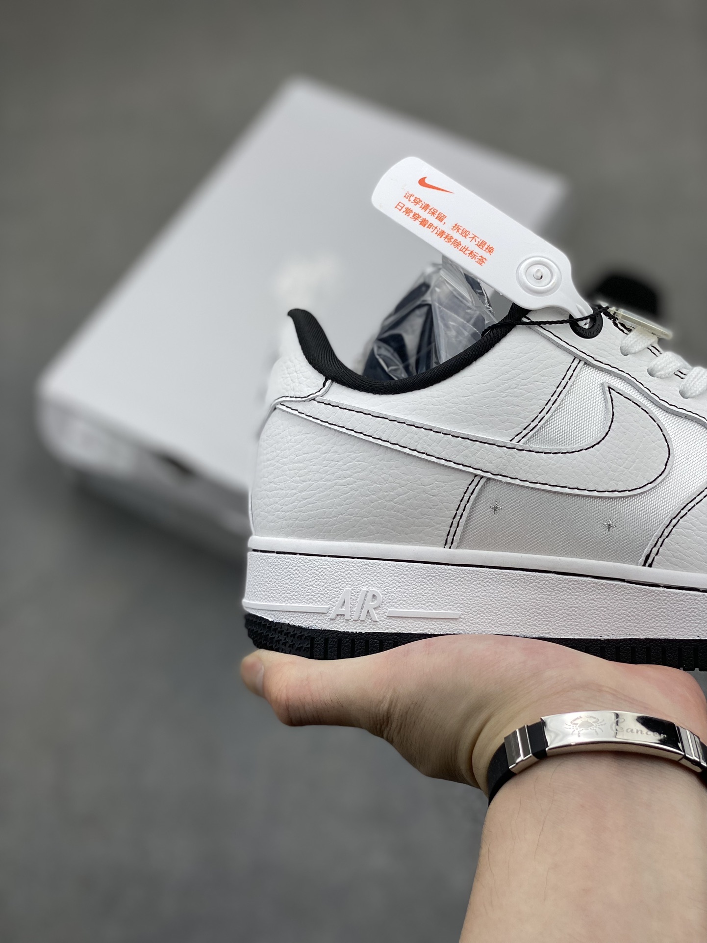 Nike Air Force 1 '07 Low White/Black Ice Silk Sneakers - Breathable Comfort 6 i1718653031 1411 4