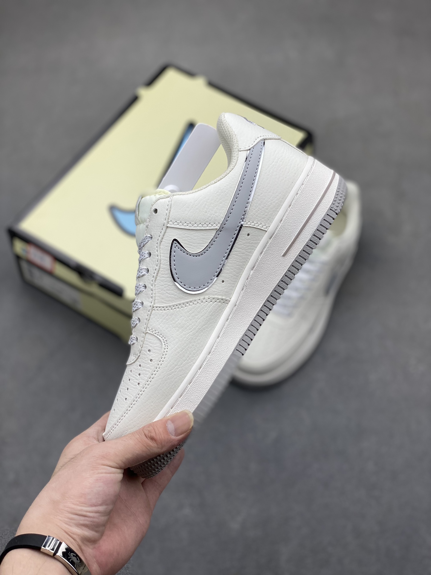 Nike Air Force 1 '07: Iconic Style, Superior Comfort, and Lasting Quality 4 i1718736252 4022 0