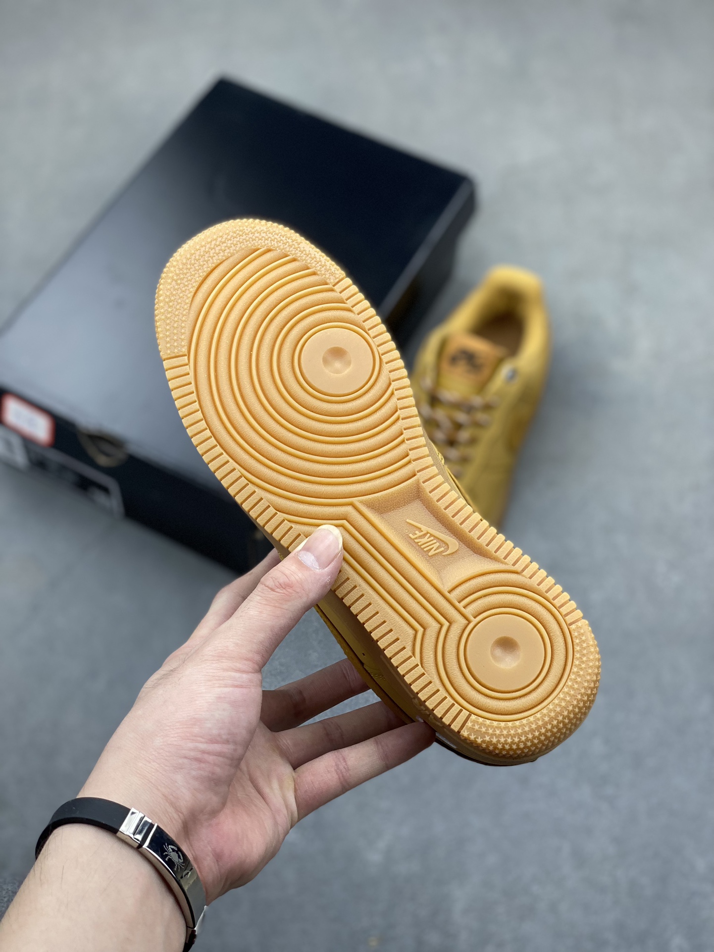 Nike Air Force 1 '07 Premium - Classic Style & Comfort in Every Step 7 i1718736328 129 0
