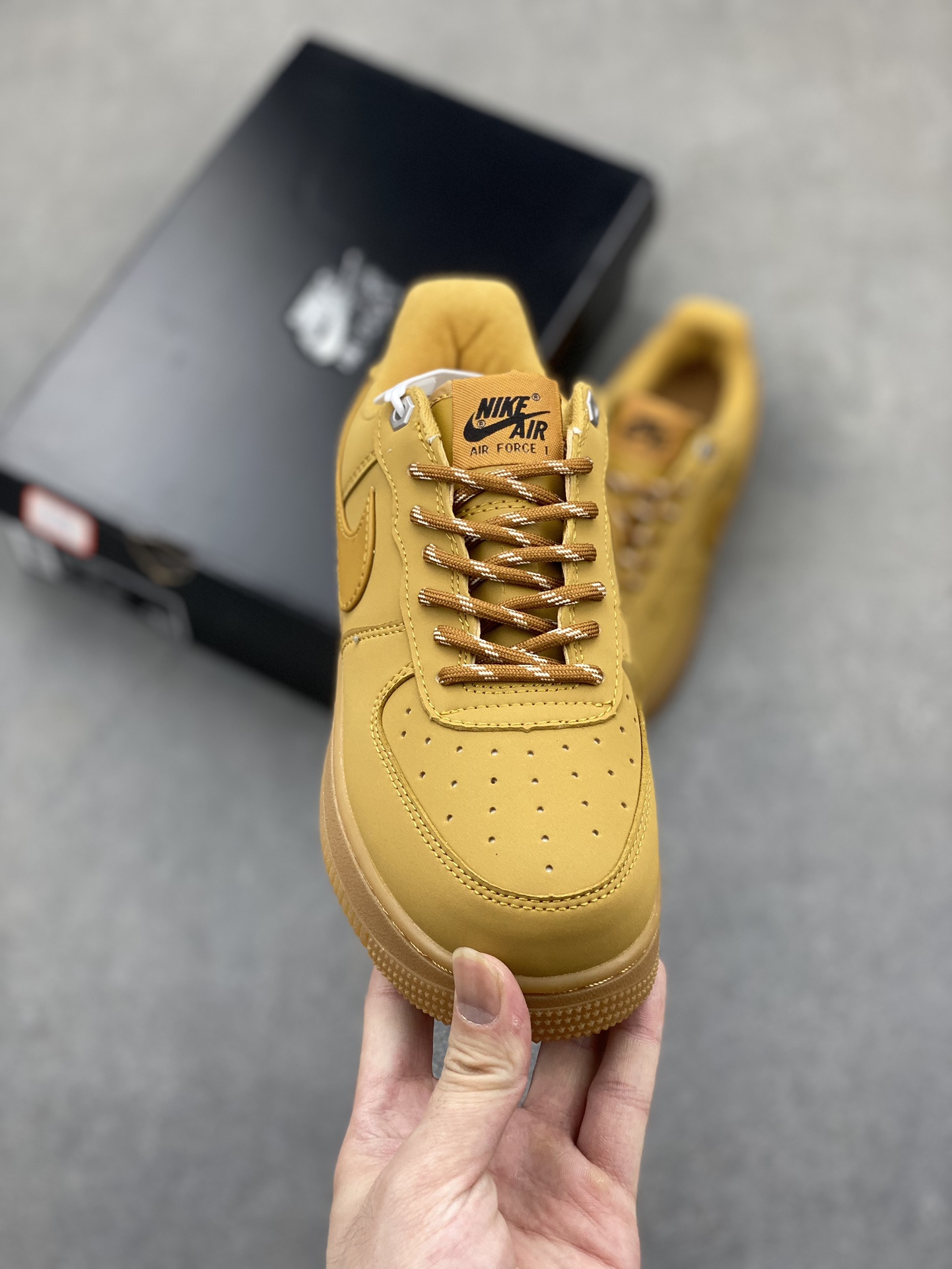 Nike Air Force 1 '07 Premium - Classic Style & Comfort in Every Step 3 i1718736328 4639 0