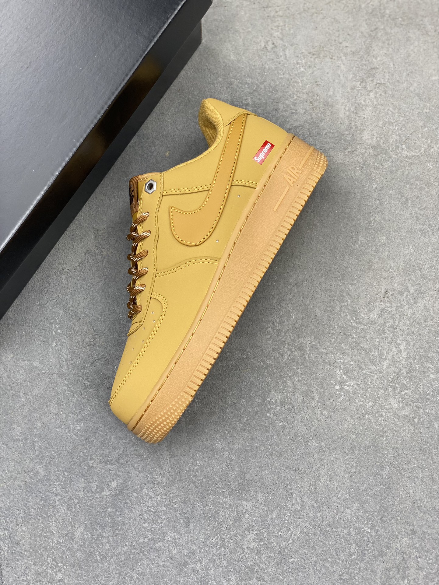 Nike Air Force 1 '07 Premium - Classic Style & Comfort in Every Step 8 i1718736328 913 0