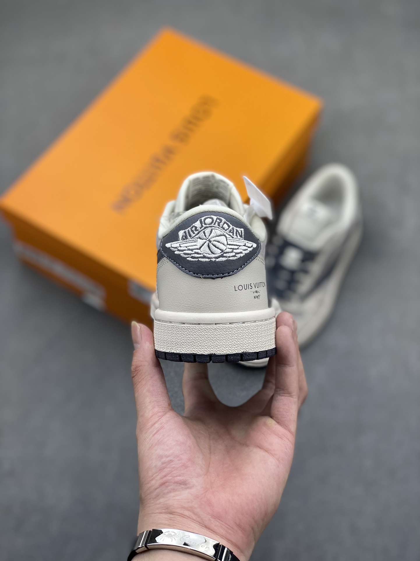 Travis Scott x Fragment Design x Air Jordan 1 Low - Limited Edition Sneaker 5 i1718737594 2998 2