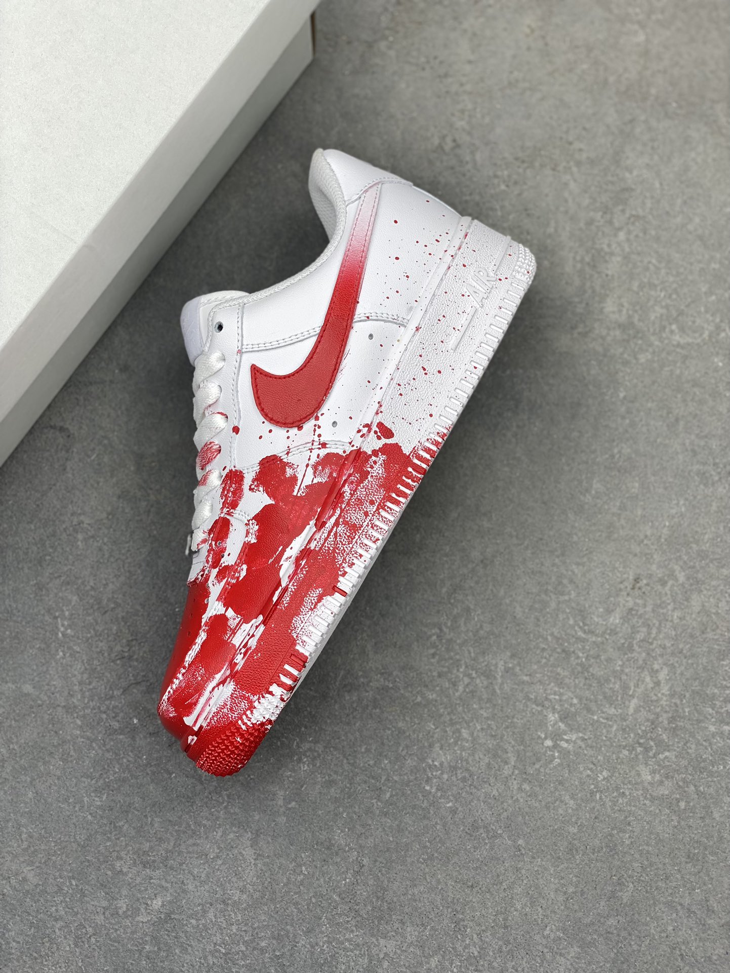 Nike Air Force 1 '07 Low Graffiti Sneakers - Crime Scene Edition 8 i1718908631 445 7
