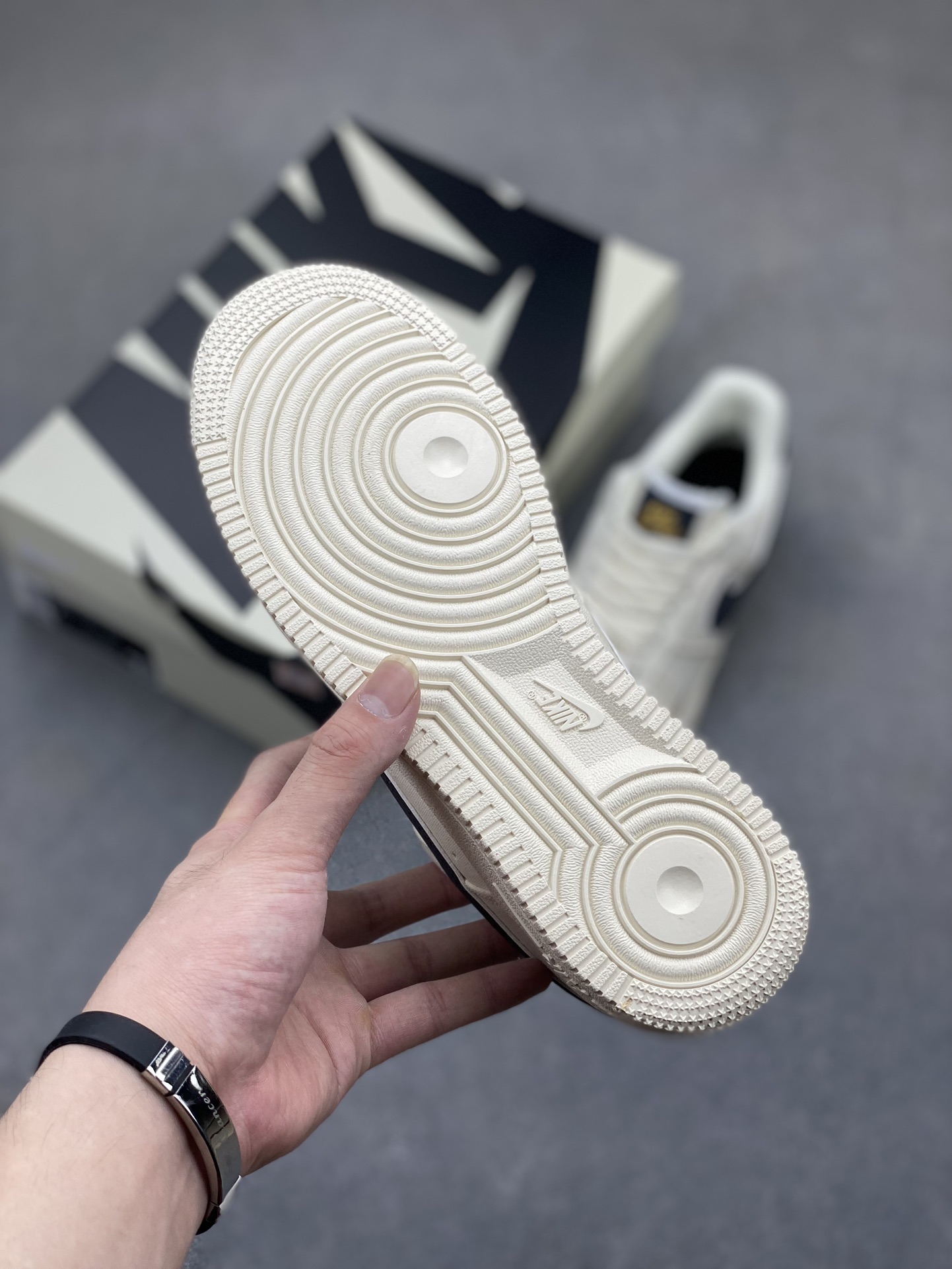 Nike Air Force 1 '07 Low Casual Sneakers - Black/Gold Accents, Premium Comfort 7 i1718908972 6891 1