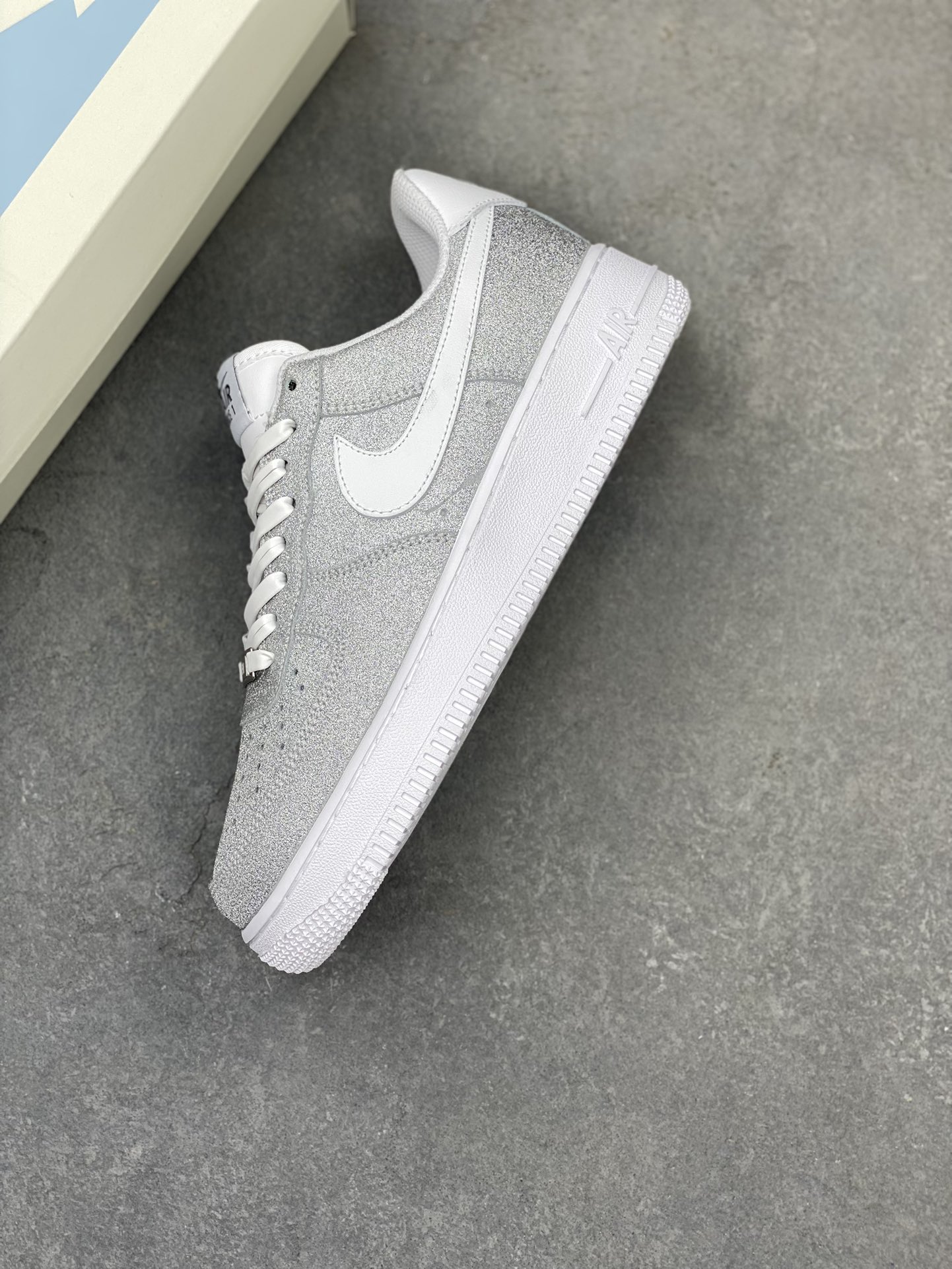 Nike Air Force 1 CW2288-015 Silver Glitter Sneakers 7 i1718996819 1845 0