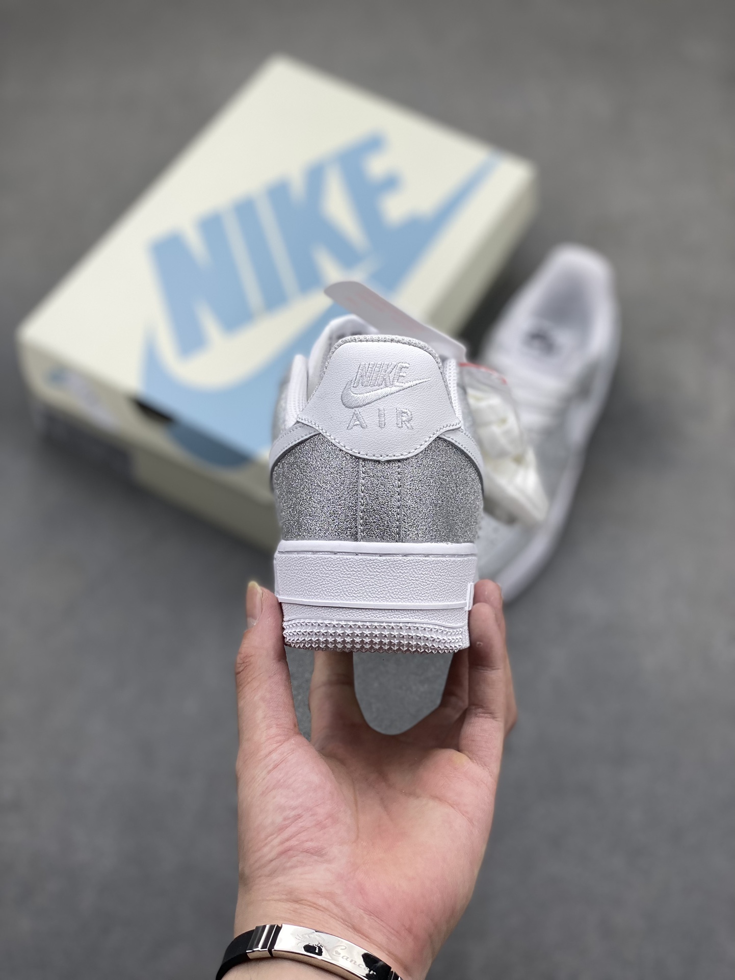 Nike Air Force 1 CW2288-015 Silver Glitter Sneakers 4 i1718996819 4178 8
