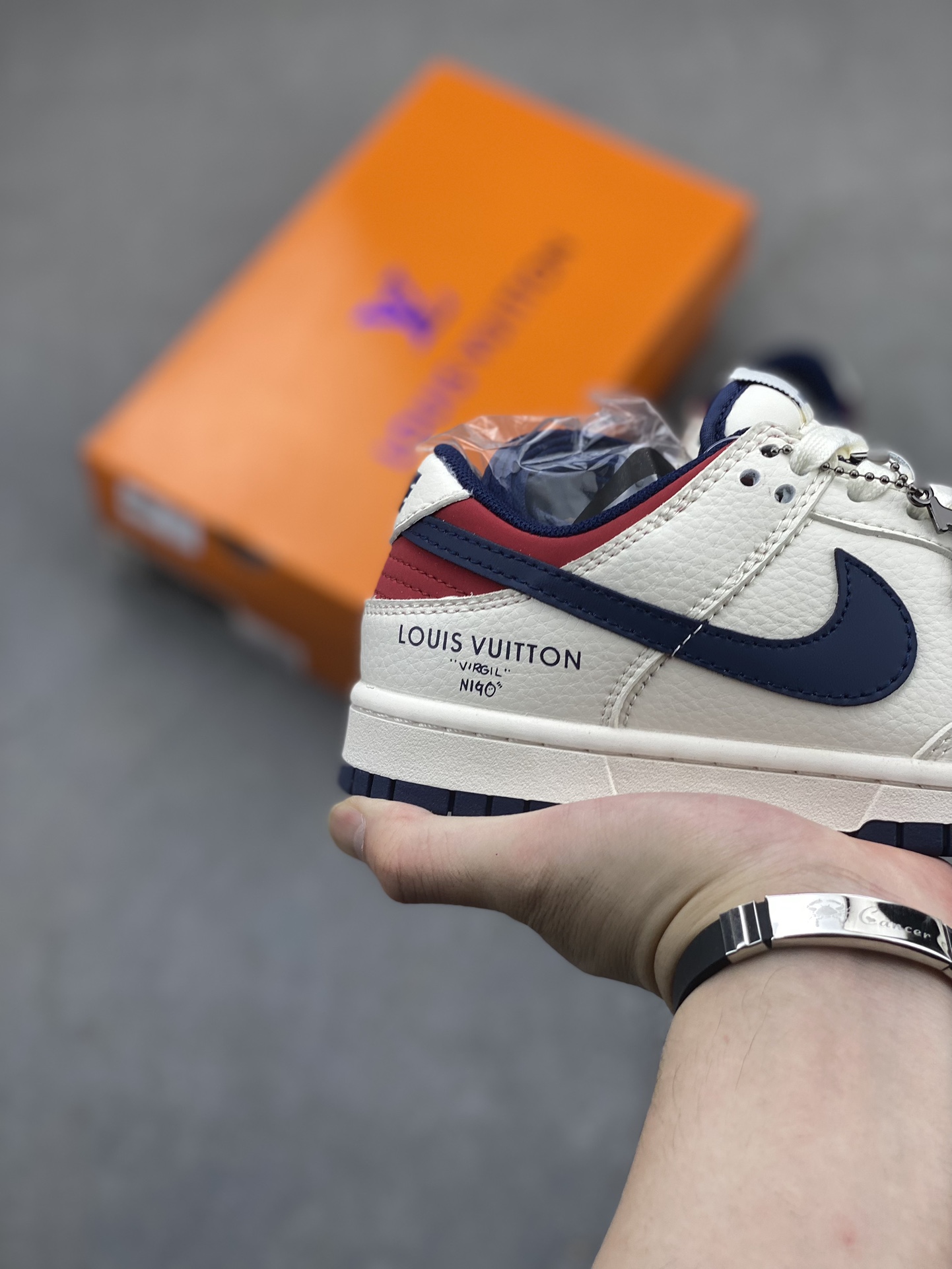 Nike SB Dunk Low Louis Vuitton Edition - Premium Casual Skate Shoes 6 i1719083889 4338 0