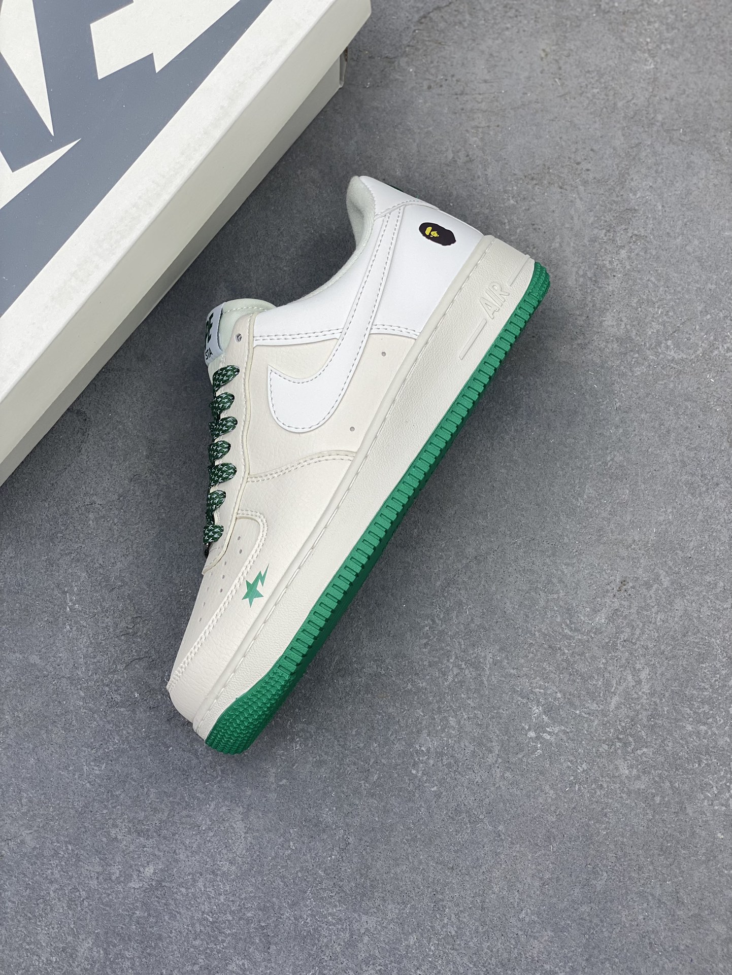 Nike Air Force 1 '07 Low BAPE Collab - Cream & Green Star Edition 8 i1719172455 498 0