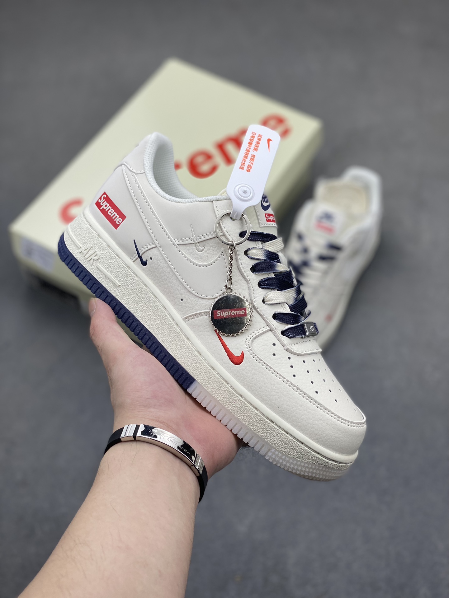 Nike Air Force 1 '07 Low Supreme Collab White/Blue Sneakers - Limited Edition 2 i1719172523 1002 0