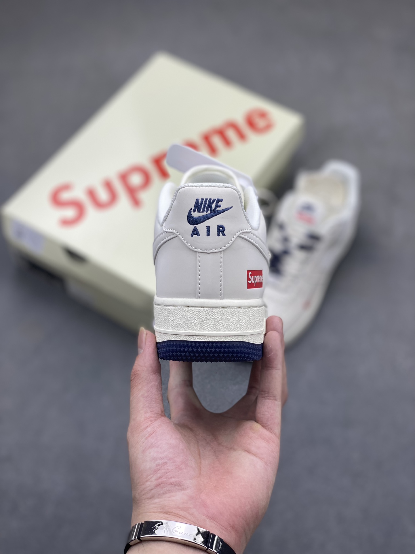 Nike Air Force 1 '07 Low Supreme Collab White/Blue Sneakers - Limited Edition 5 i1719172523 260 6