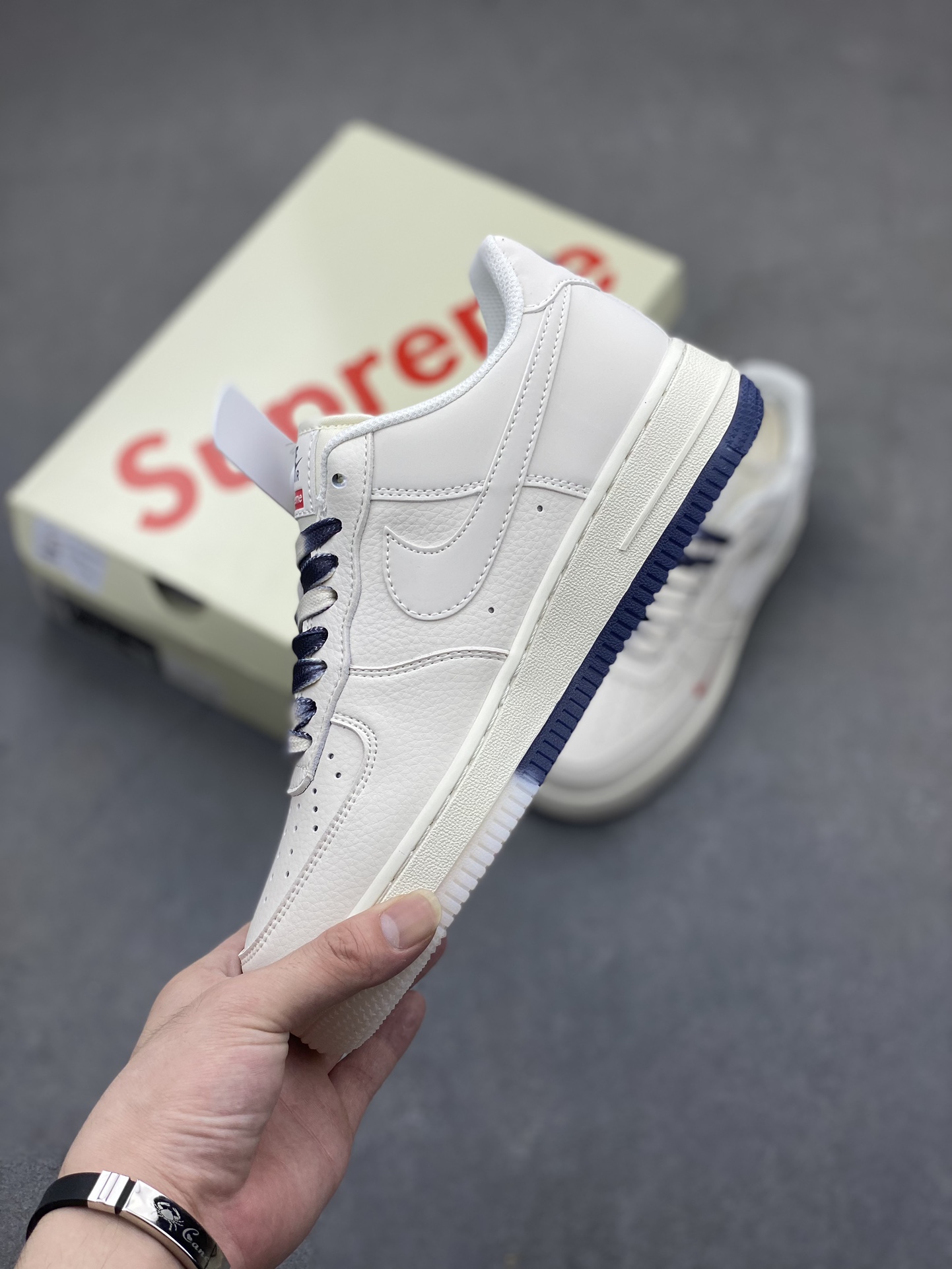 Nike Air Force 1 '07 Low Supreme Collab White/Blue Sneakers - Limited Edition 4 i1719172523 9808 5