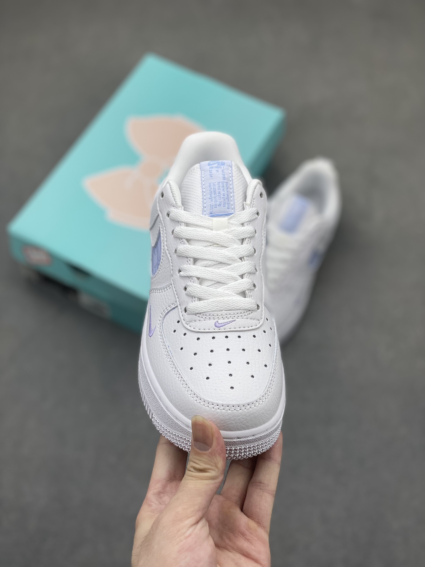Nike Air Force 1 White Blue Reflective Hook Sneakers FB8971-800 3 i1719172605 5610 8