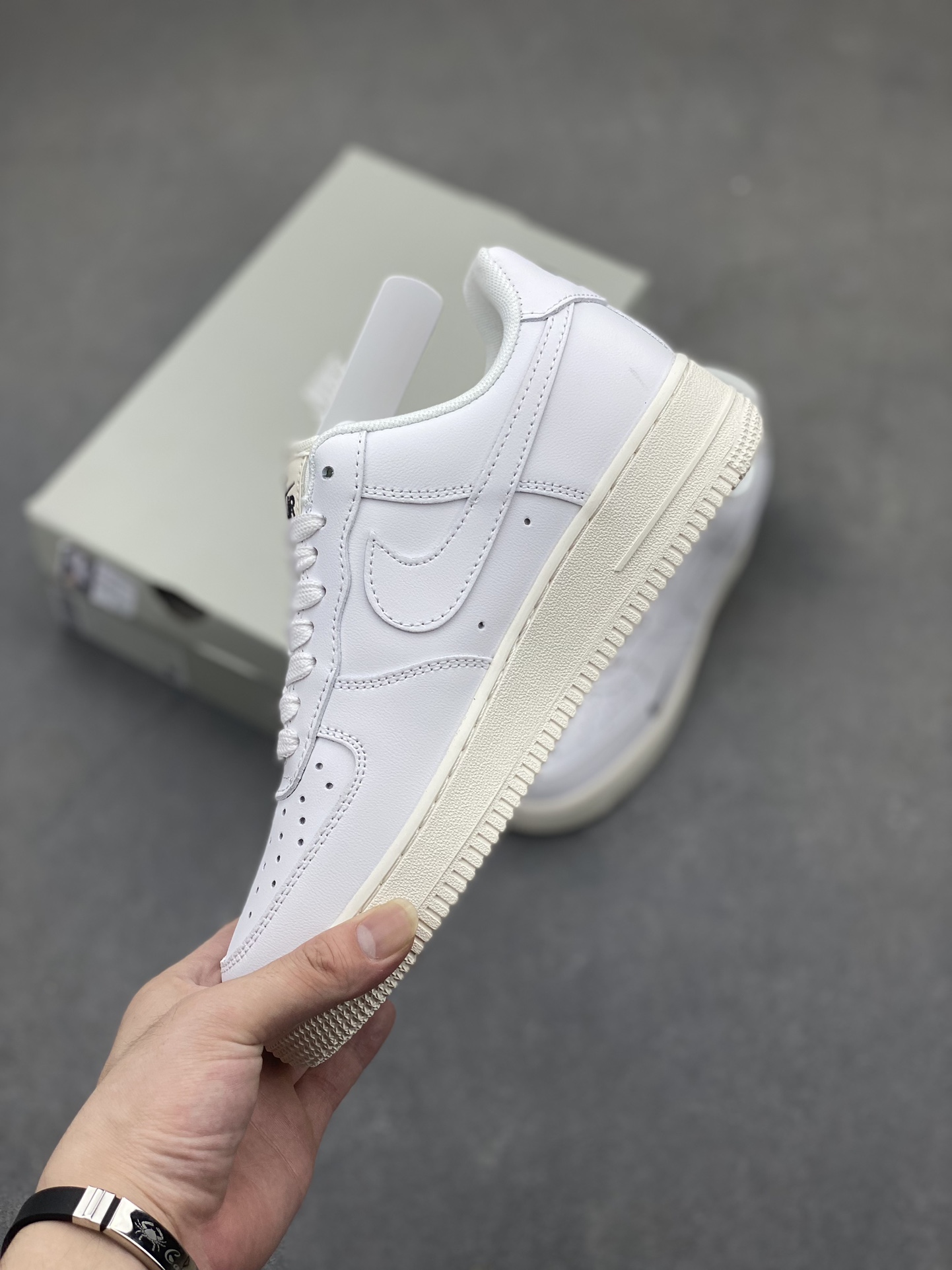 Nike Air Force 1 Low White Black Swoosh Casual Sneakers HF1058-133 4 i1719172731 9985 5