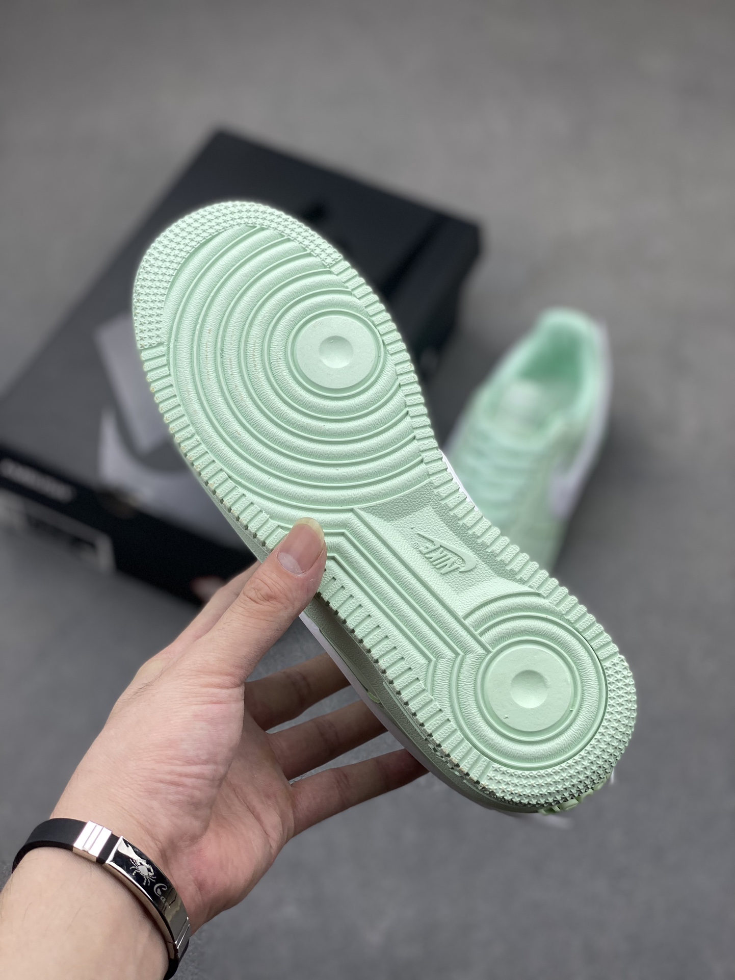 AMBUSH x Nike Air Force 1 Low SP 'Phantom' Casual Sneakers DV3464-006 7 i1719172775 3949 0