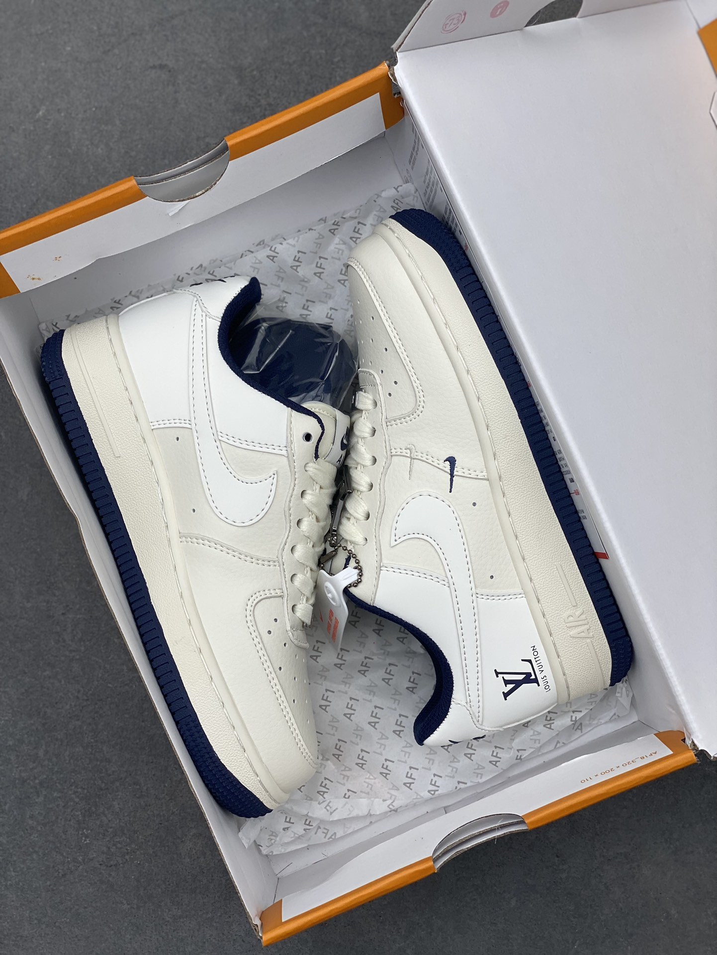 Nike Air Force 1 Low Louis Vuitton Custom Sneakers - Limited Edition 10 i1719262228 8951 0
