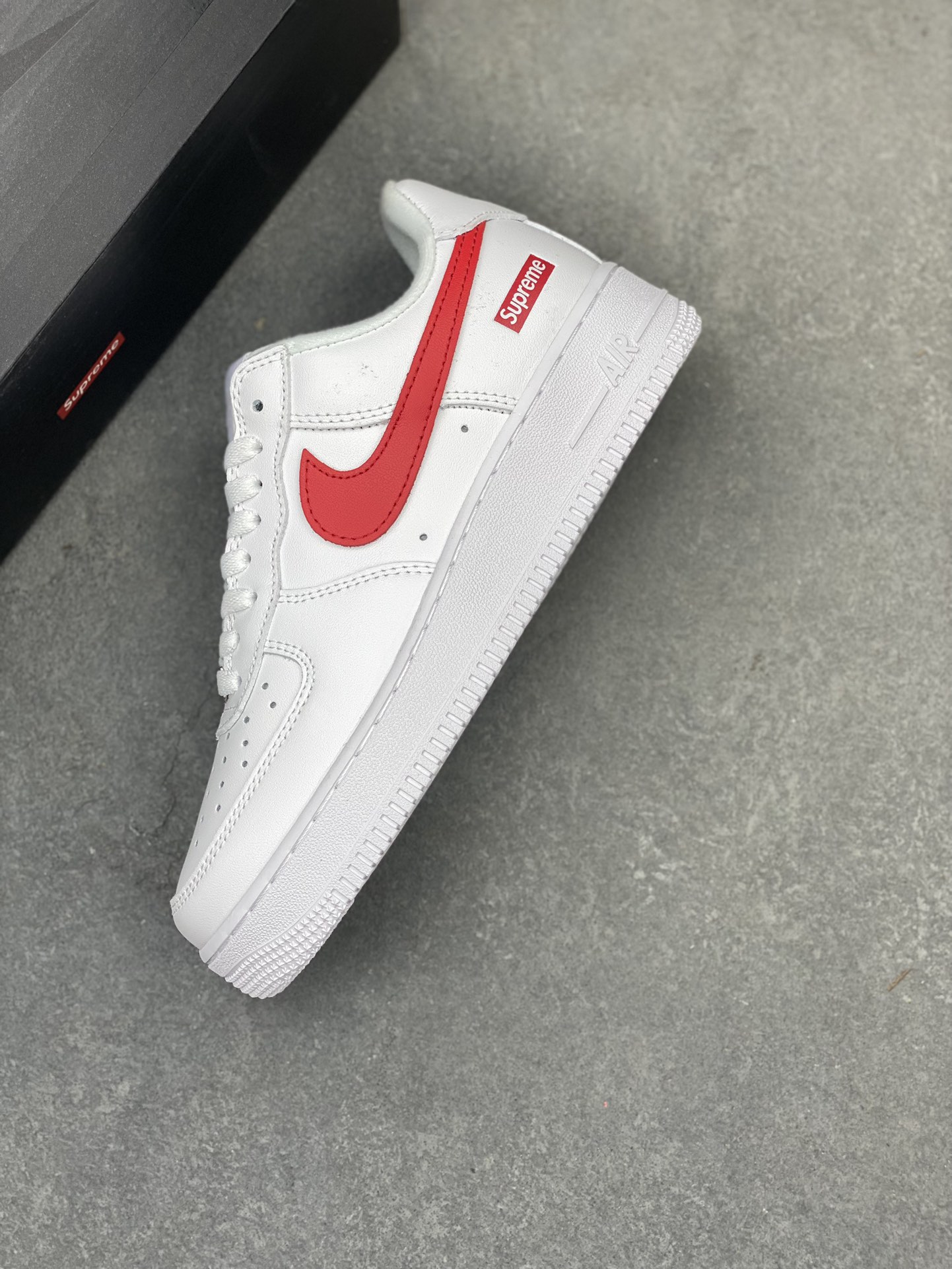 Nike Air Force 1 '07 Low Supreme CU9225-101 White/Red Sneakers 8 i1719262311 3204 8