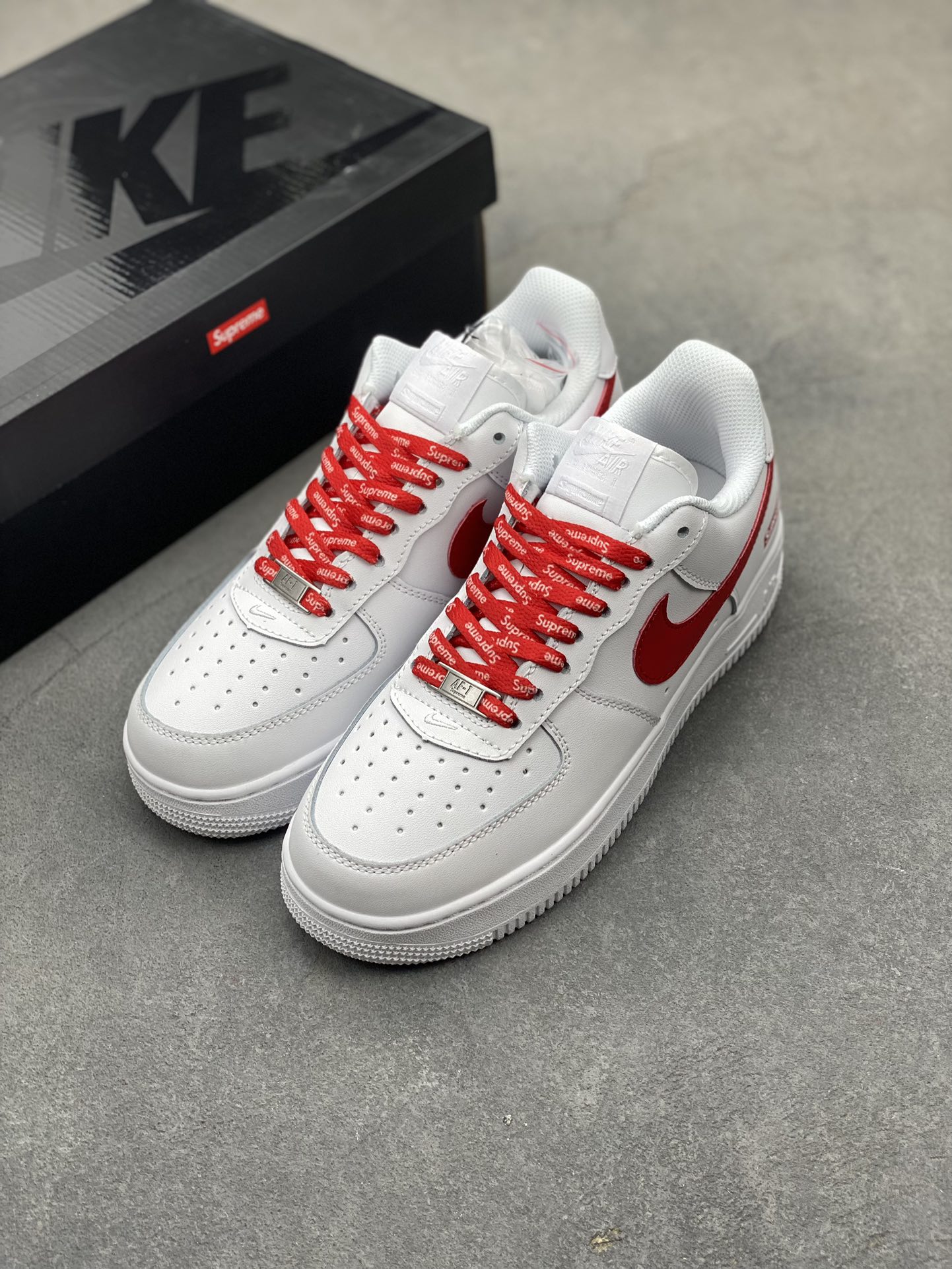 Nike Air Force 1 Low Supreme White Red CU9225-100 Sneakers 9 i1719351521 172 0