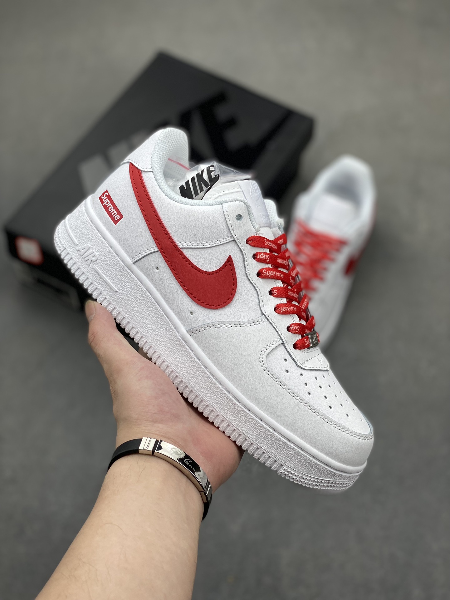 Nike Air Force 1 Low Supreme White Red CU9225-100 Sneakers 2 i1719351521 8020 4