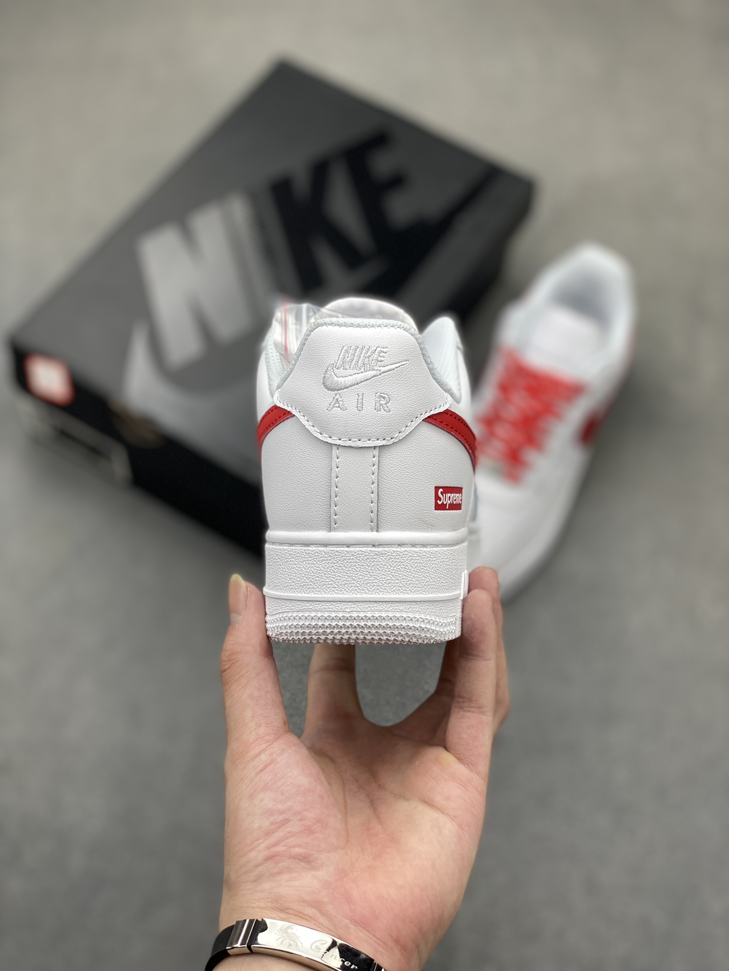 Nike Air Force 1 Low Supreme White Red CU9225-100 Sneakers 5 i1719351521 8211 3
