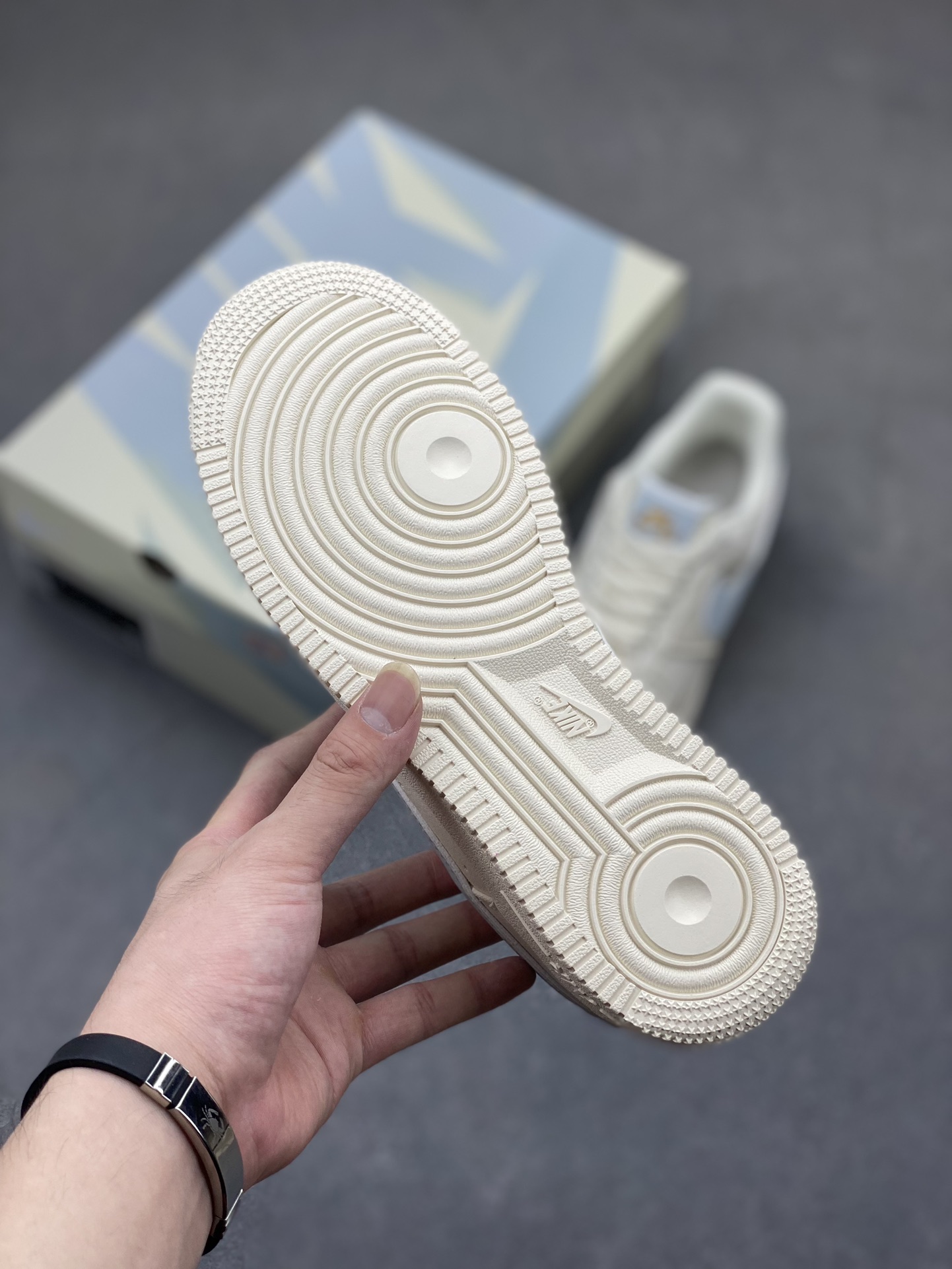 Nike Air Force 1 '07: Ice Blue Gold Accents, Low-Top Casual Sneakers 7 i1719351700 9403 7