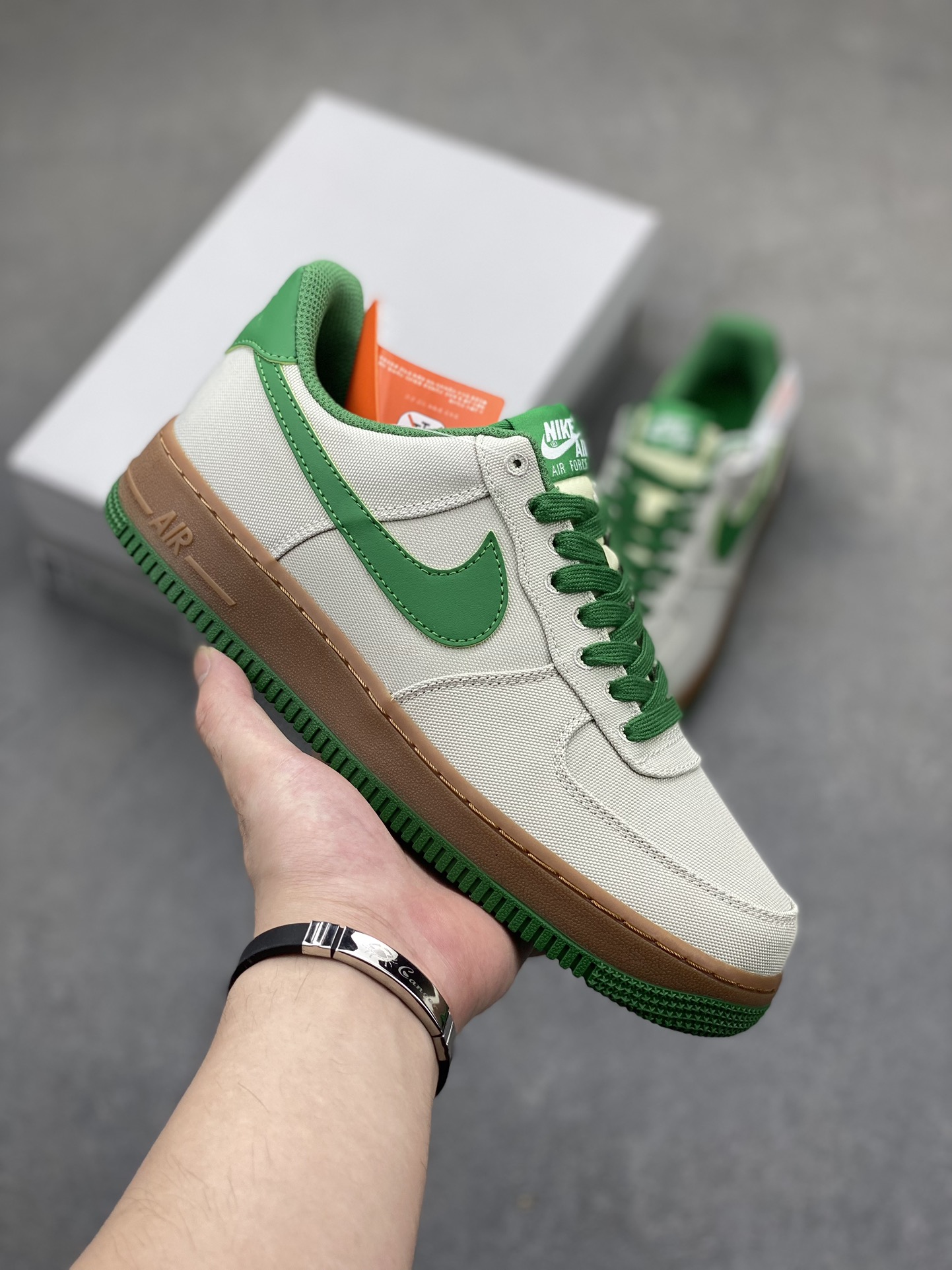 Nike Air Force 1 '07 Low Canvas Green Sneakers Authentic Design 2 i1719429261 8363 1
