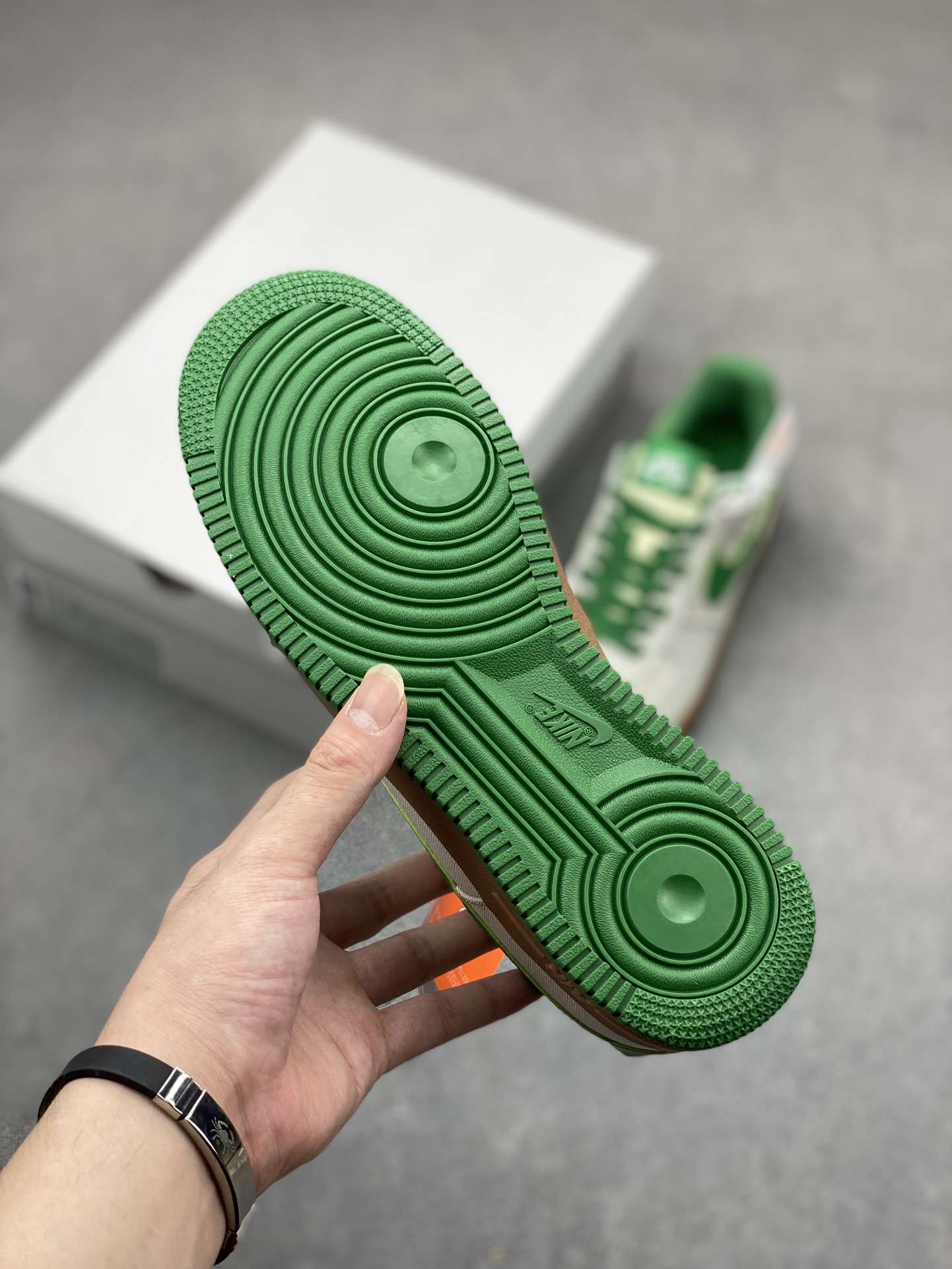 Nike Air Force 1 '07 Low Canvas Green Sneakers Authentic Design 7 i1719429261 9293 4