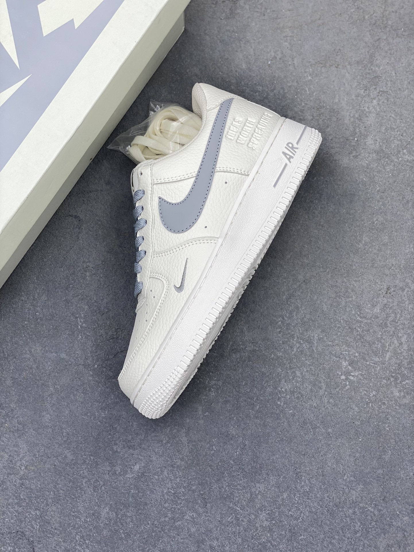 Nike Air Force 1 Low '07 White Grey Starry Sky - Full Palm Honeycomb 8 i1719429582 2171 0