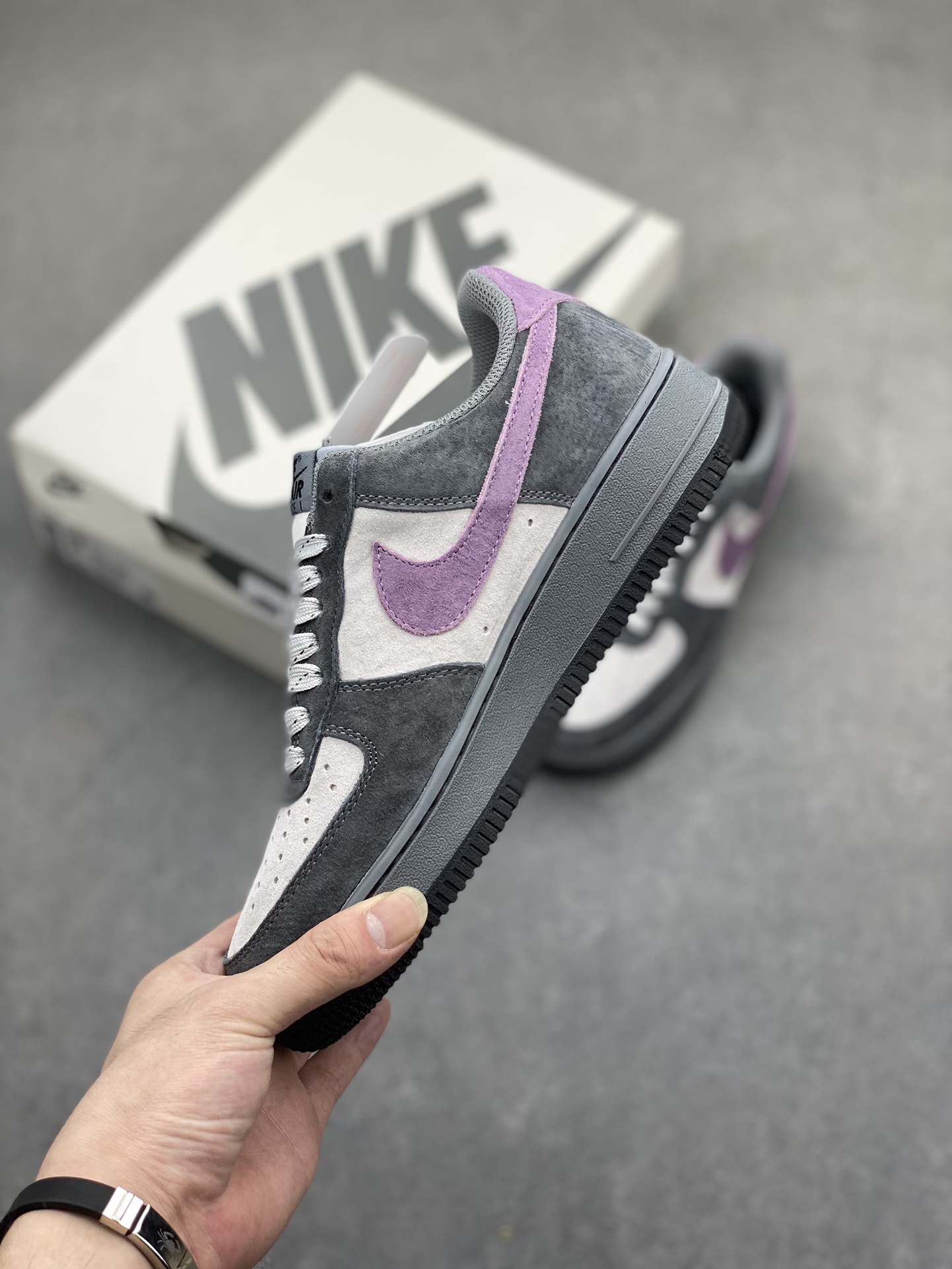 Nike Air Force 1 Low Grey/Purple Suede Sneakers DV0788-117 4 i1719431151 3736 2