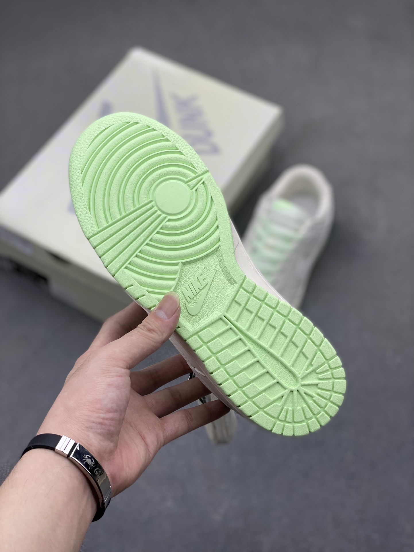 Nike SB Dunk Low Louis Vuitton Custom Sneakers - Premium Quality, Limited Edition 7 i1719431231 1626 8