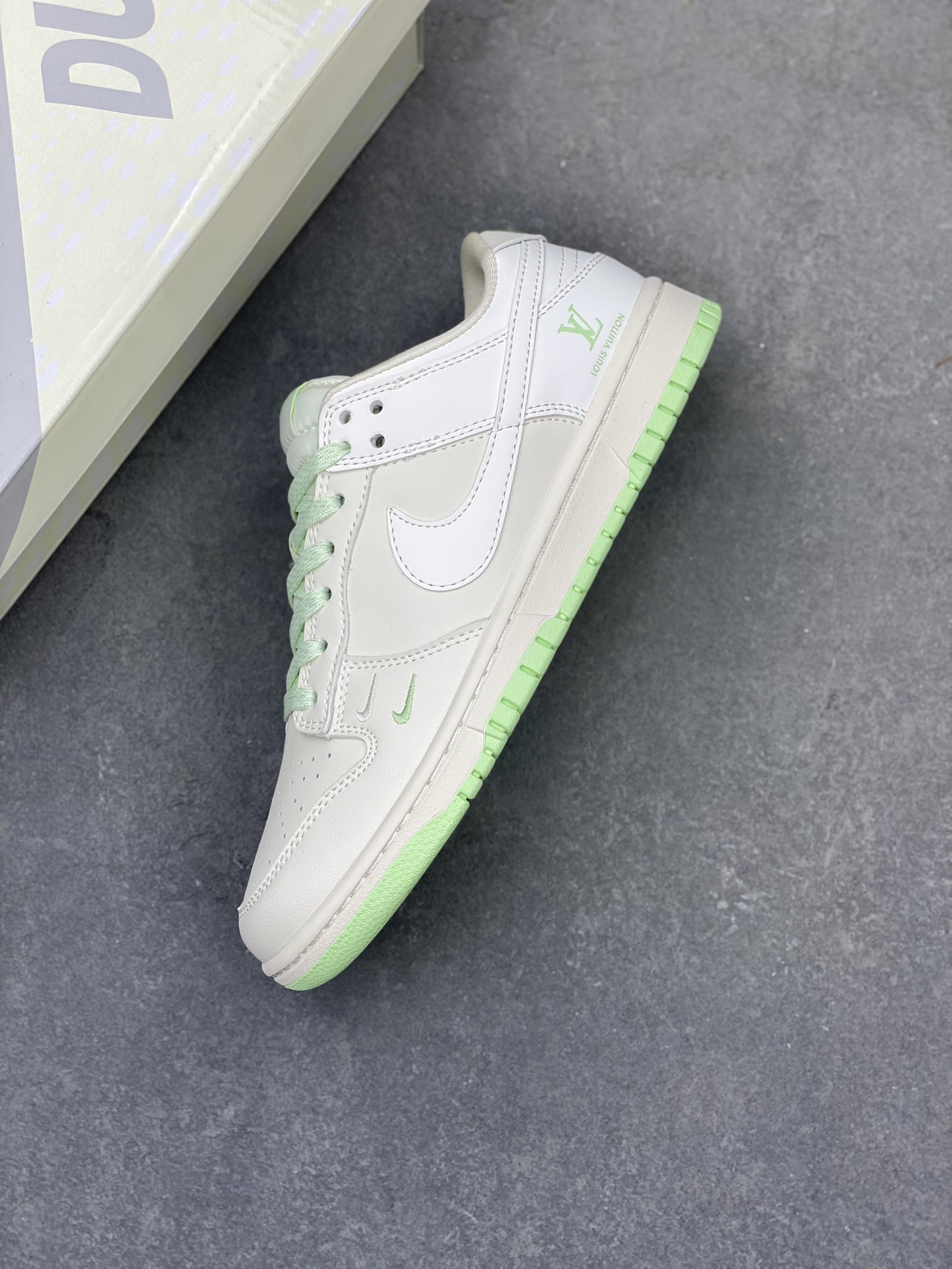 Nike SB Dunk Low Louis Vuitton Custom Sneakers - Premium Quality, Limited Edition 8 i1719431231 6495 2