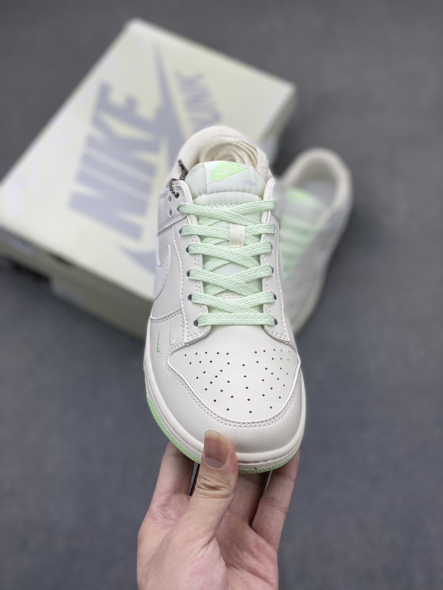 Nike SB Dunk Low Louis Vuitton Custom Sneakers - Premium Quality, Limited Edition 3 i1719431231 7635 6