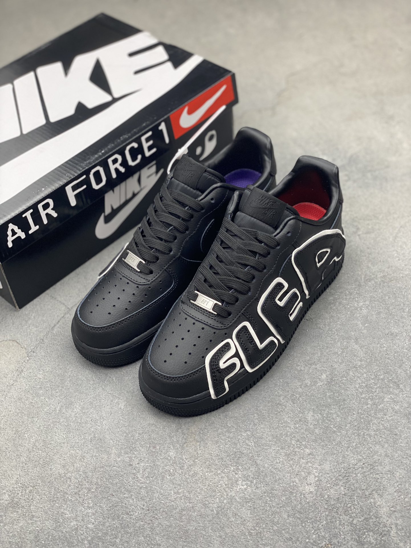 Nike Air Force 1 '07 Low Black/White Reflective Casual Sneakers DC4457-001 8 i1719512730 8348 0