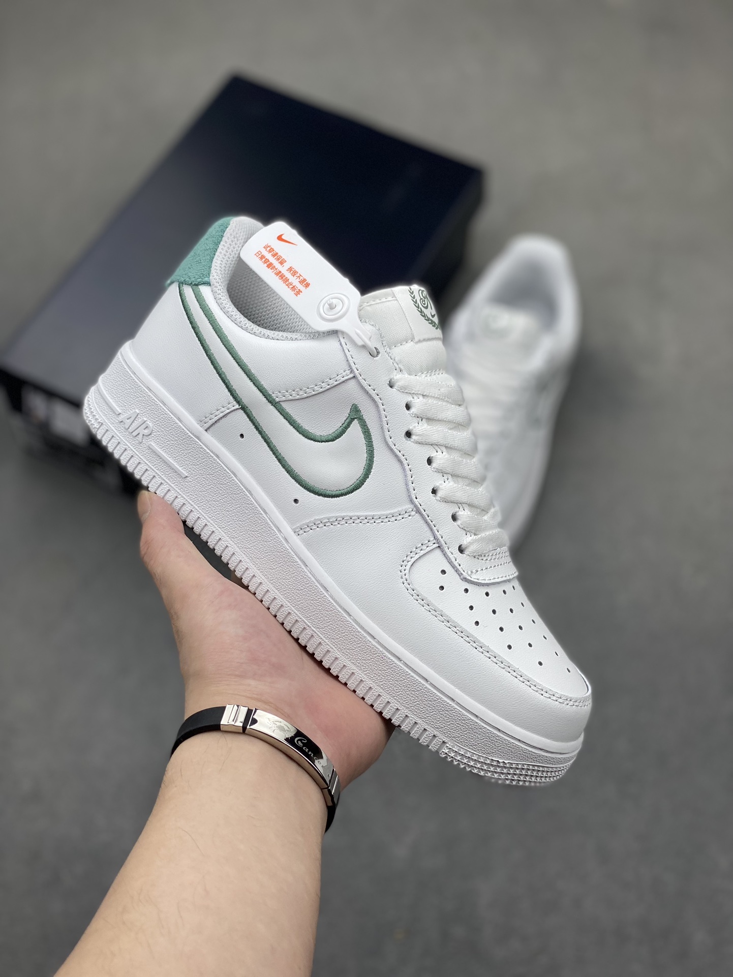Nike Air Force 1 '07 Low White Green Casual Sneakers FN8349-100 2 i1719512993 1212 1