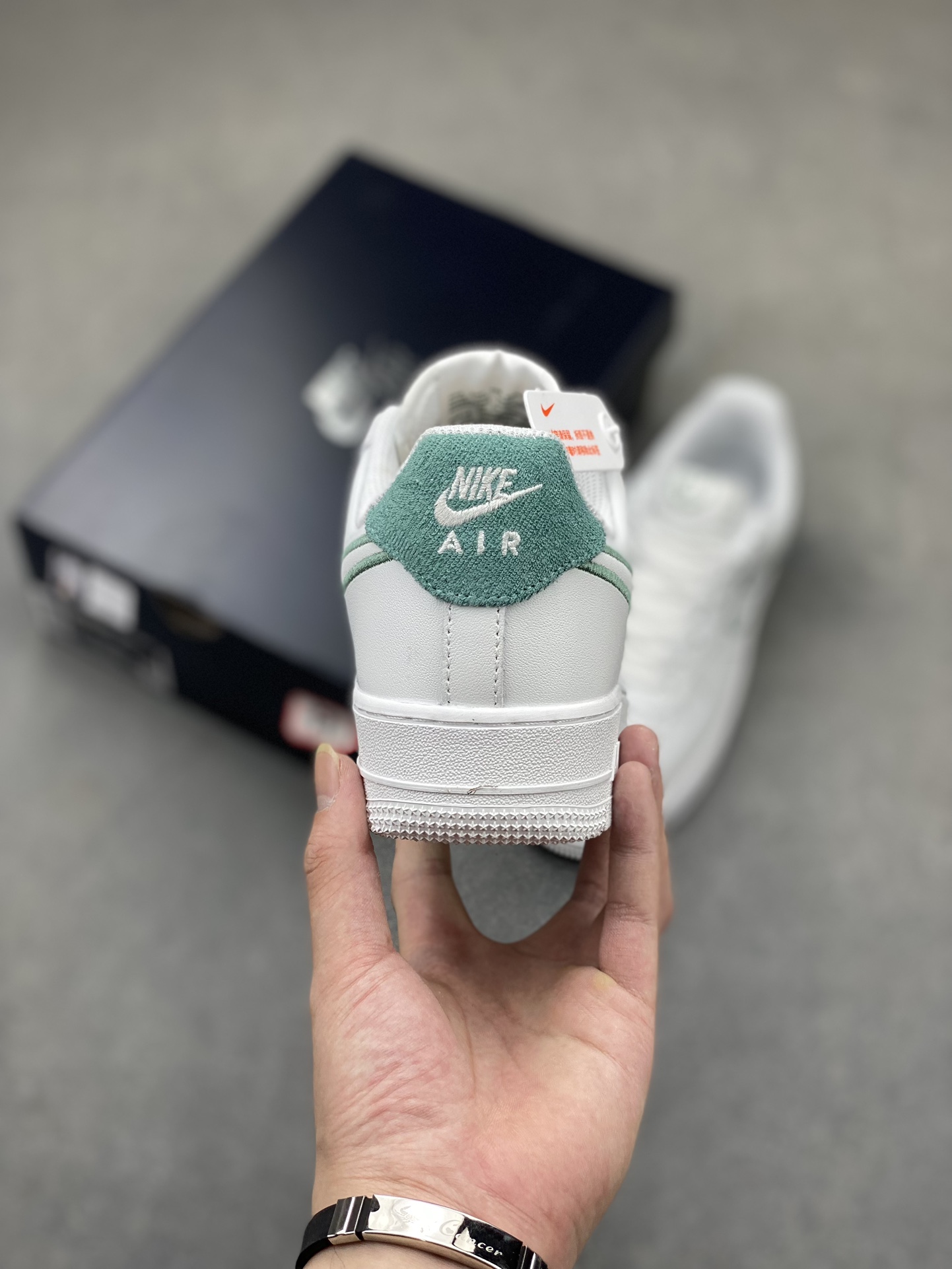 Nike Air Force 1 '07 Low White Green Casual Sneakers FN8349-100 5 i1719512993 8565 7
