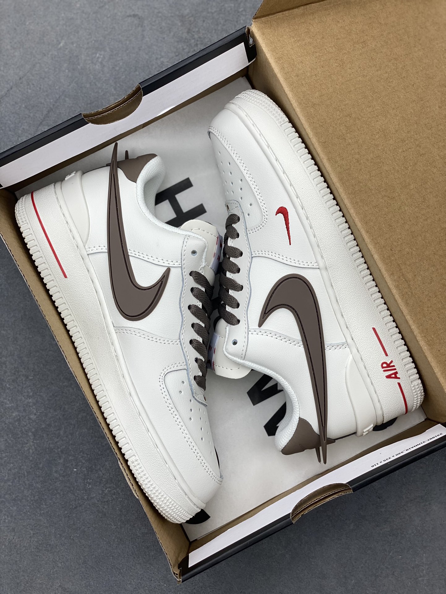 Nike Air Force 1 Low '07 - Iconic Style, Premium Comfort, and Lasting Durability 10 i1719513159 983 8