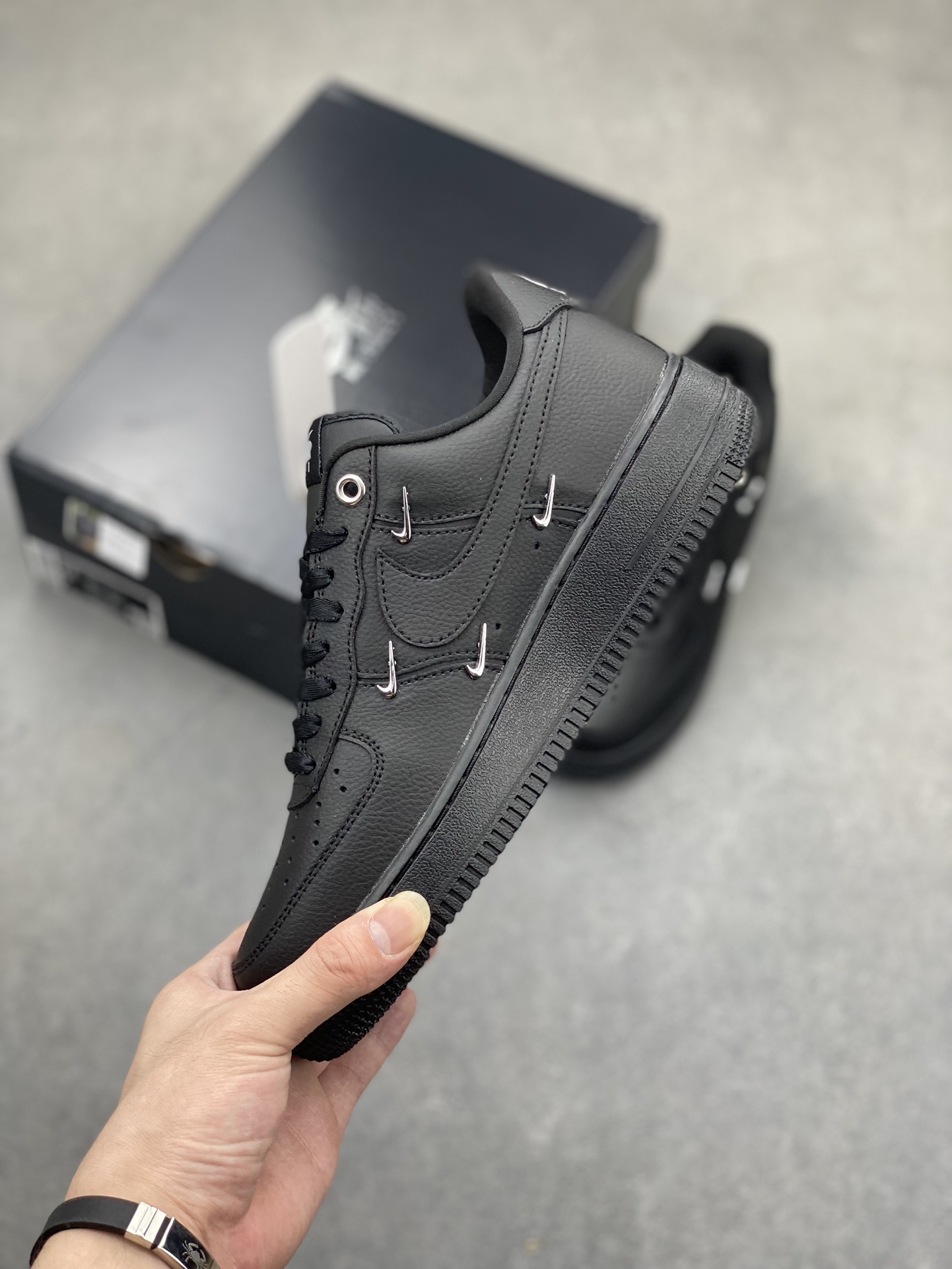Nike Air Force 1 Low '07 Black and White Stitching HQ1180-001 Sneakers 4 i1719513209 5574 7