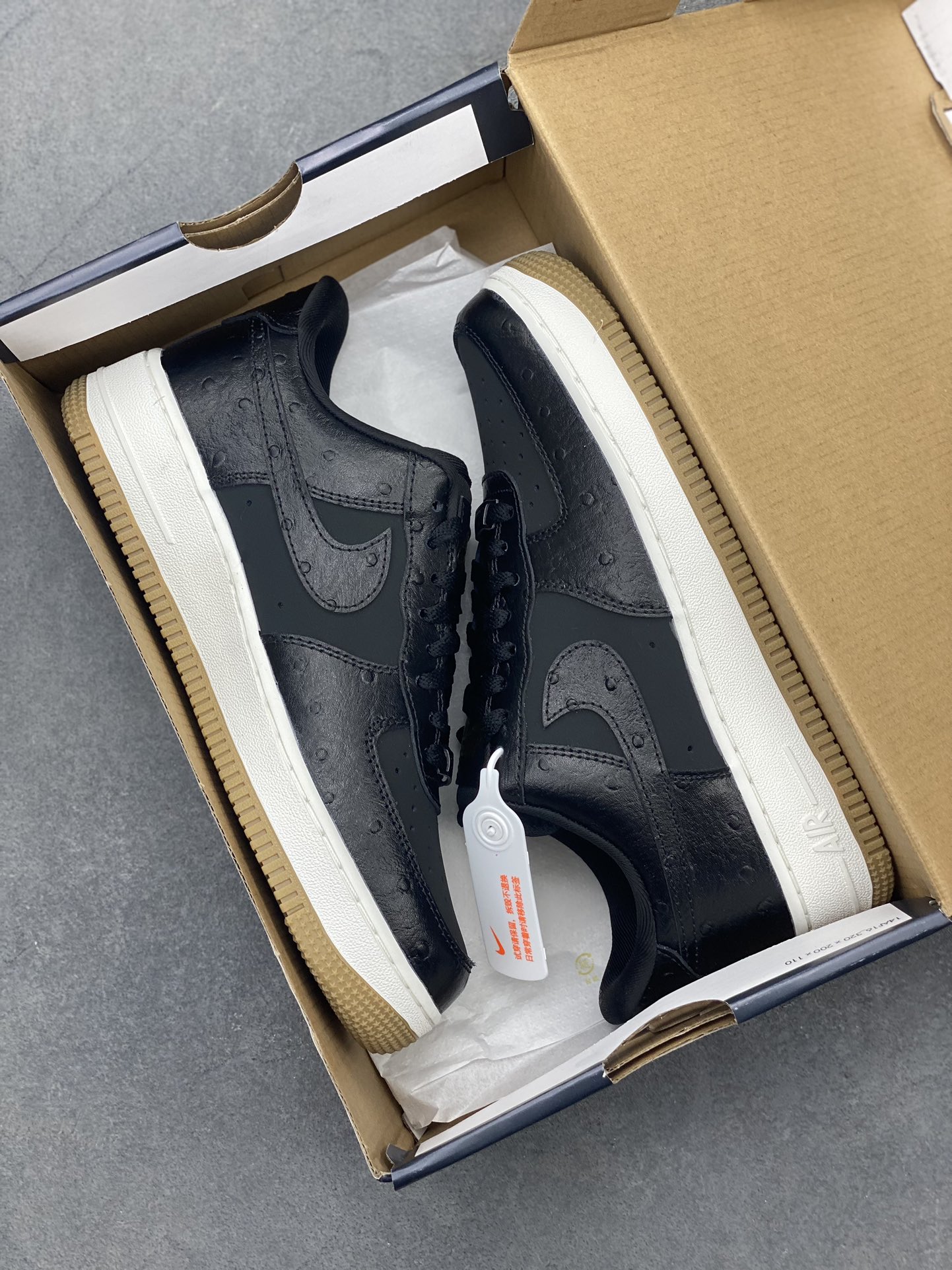 Nike Air Force 1 Low Black Ostrich Skin Leather Sneakers DZ2708-002 10 i1719774474 6041 3
