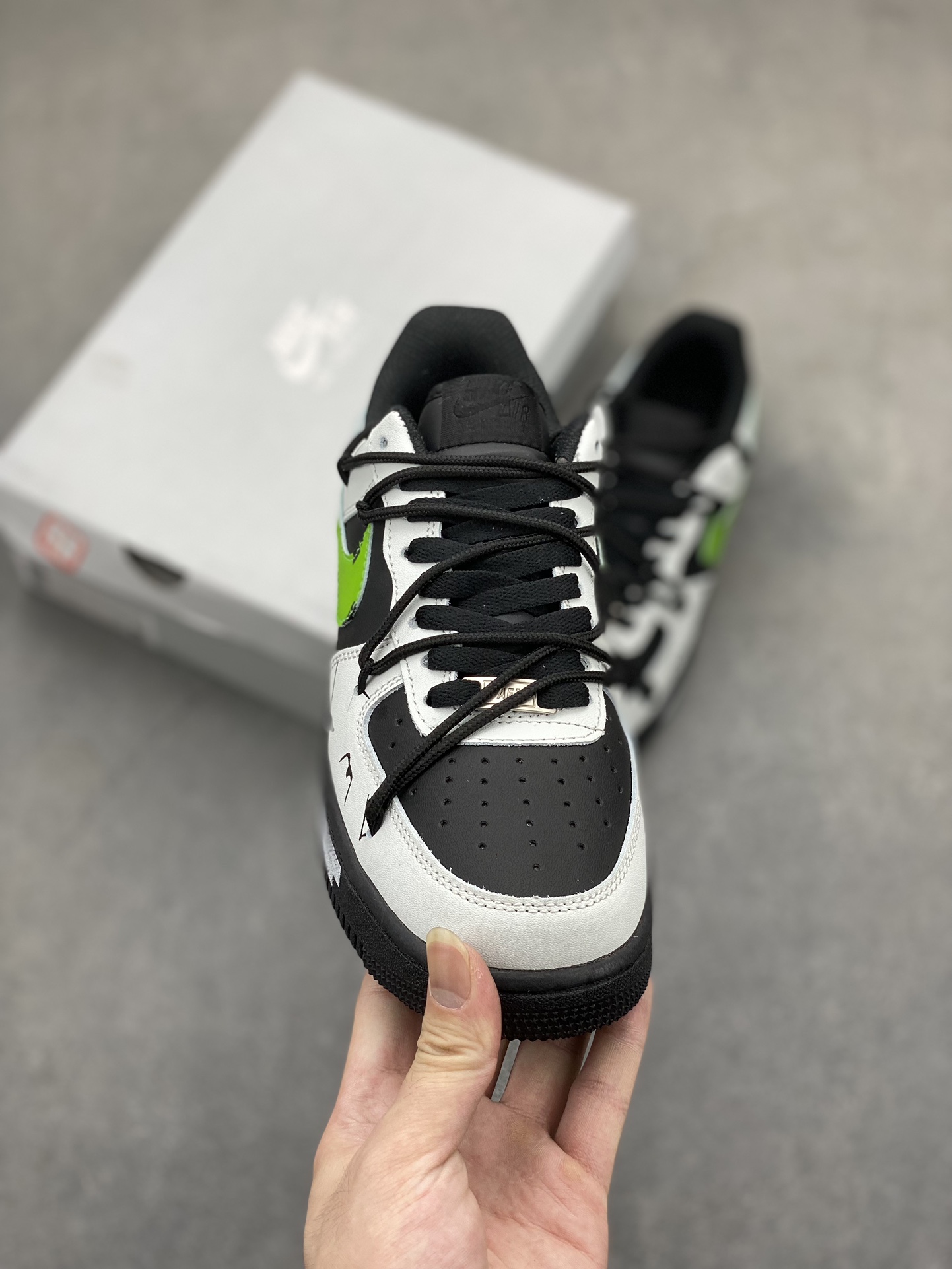 Nike Air Force 1 Low Black White Green Casual Sneakers DD8959-001 3 i1719861561 6736 6
