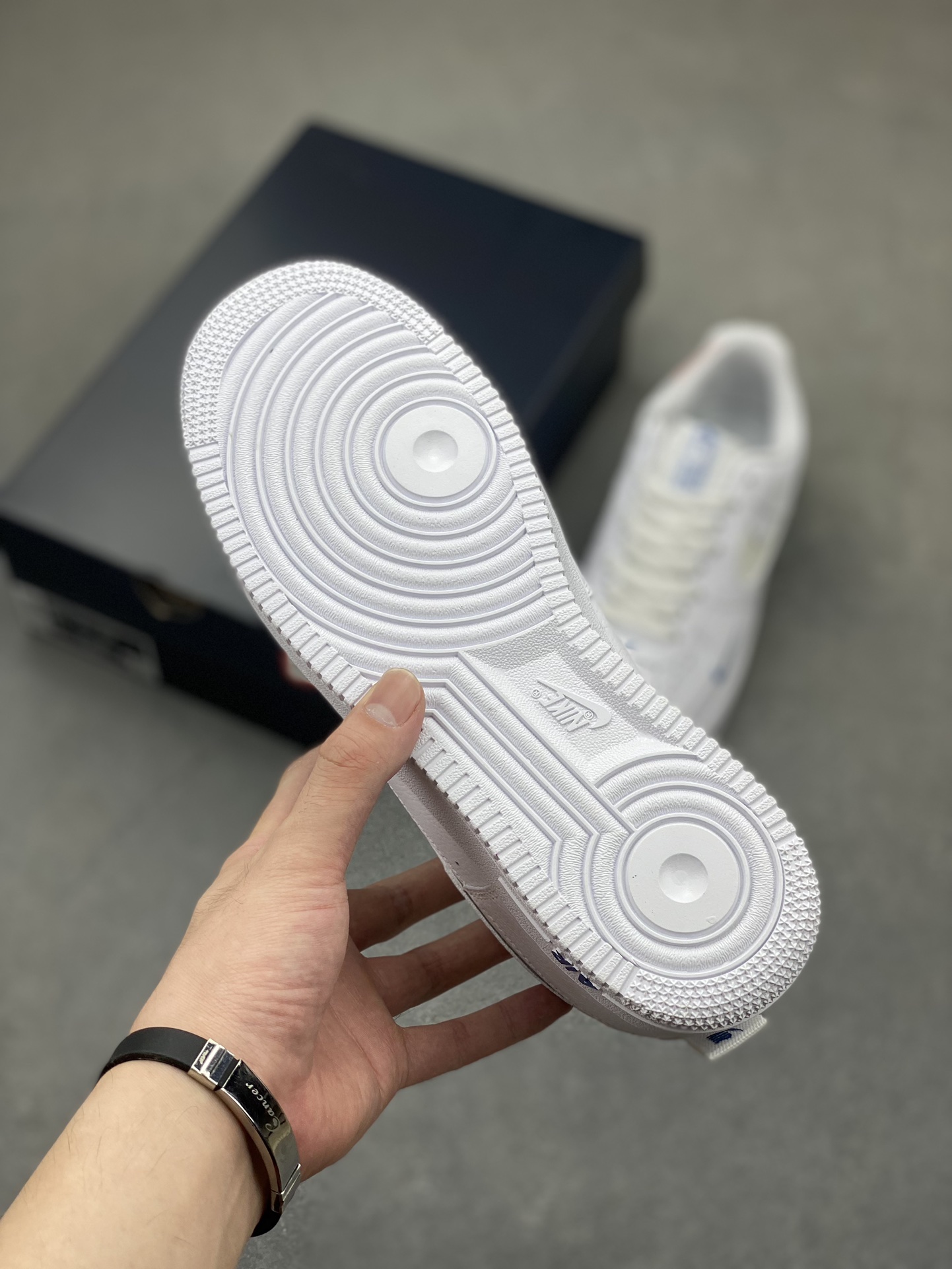 Nike Air Force 1 Reflective Swoosh White Blue FB8971-100 Sneakers 7 i1720547662 7145 5