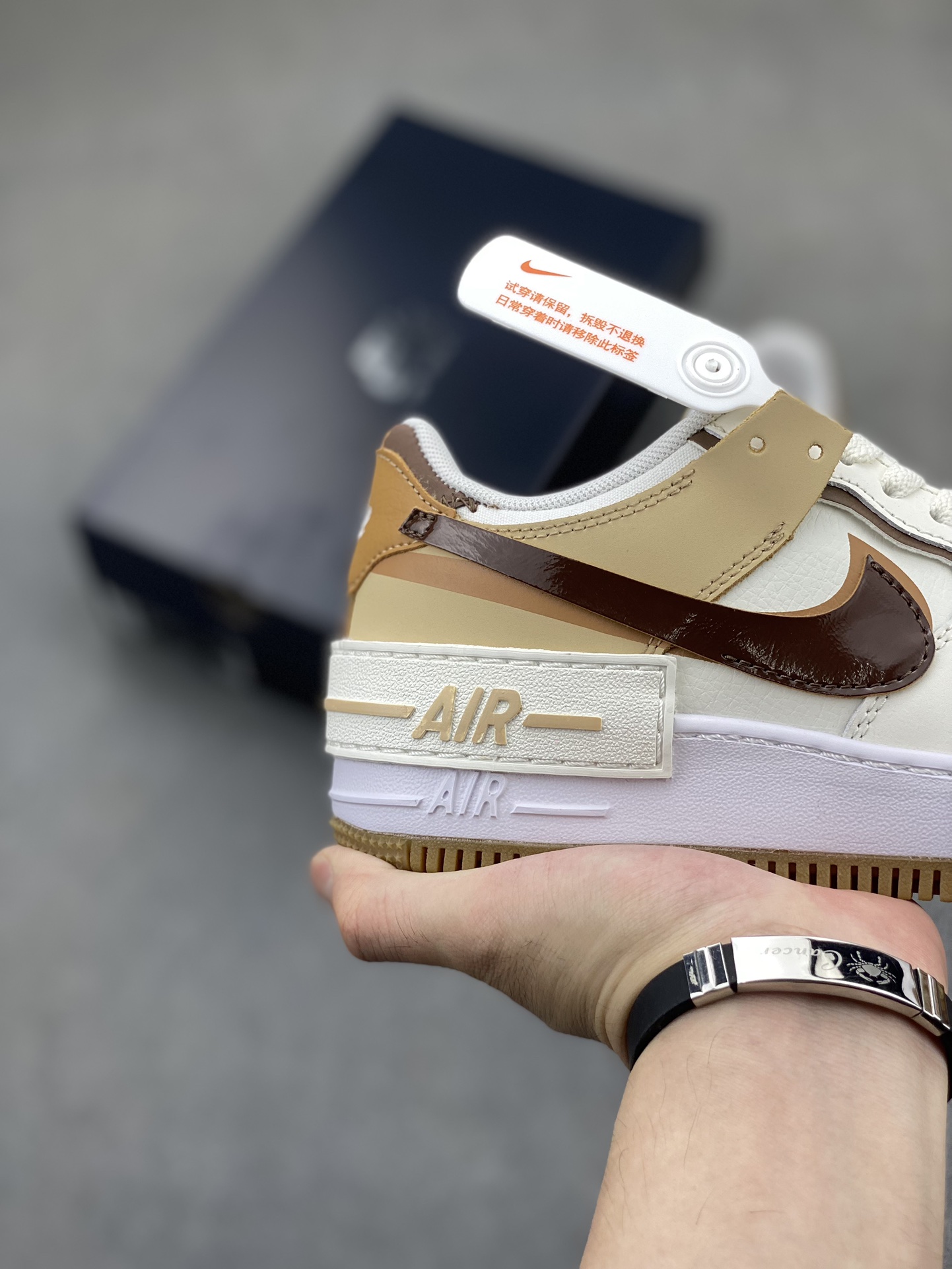 Nike Air Force 1 Shadow Low-Top Sneakers - Lightweight & Versatile 6 i1720547751 5380 4