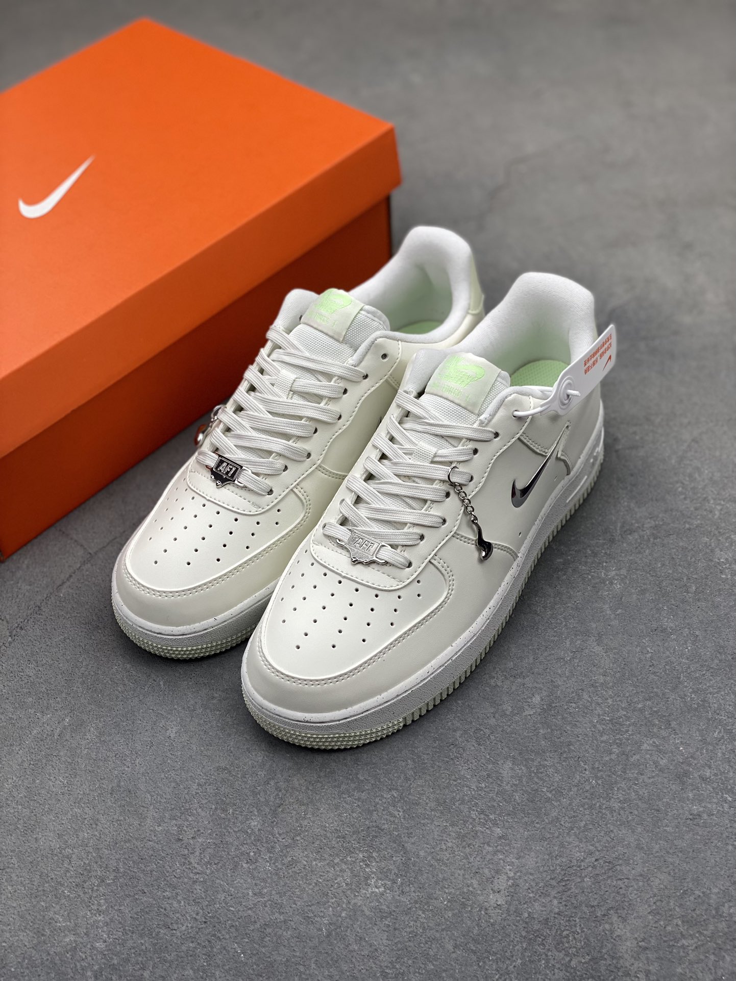 Nike Air Force 1 '07 Low White Sneakers with Air Cushion - FN8540-100 9 i1720548125 3349 7